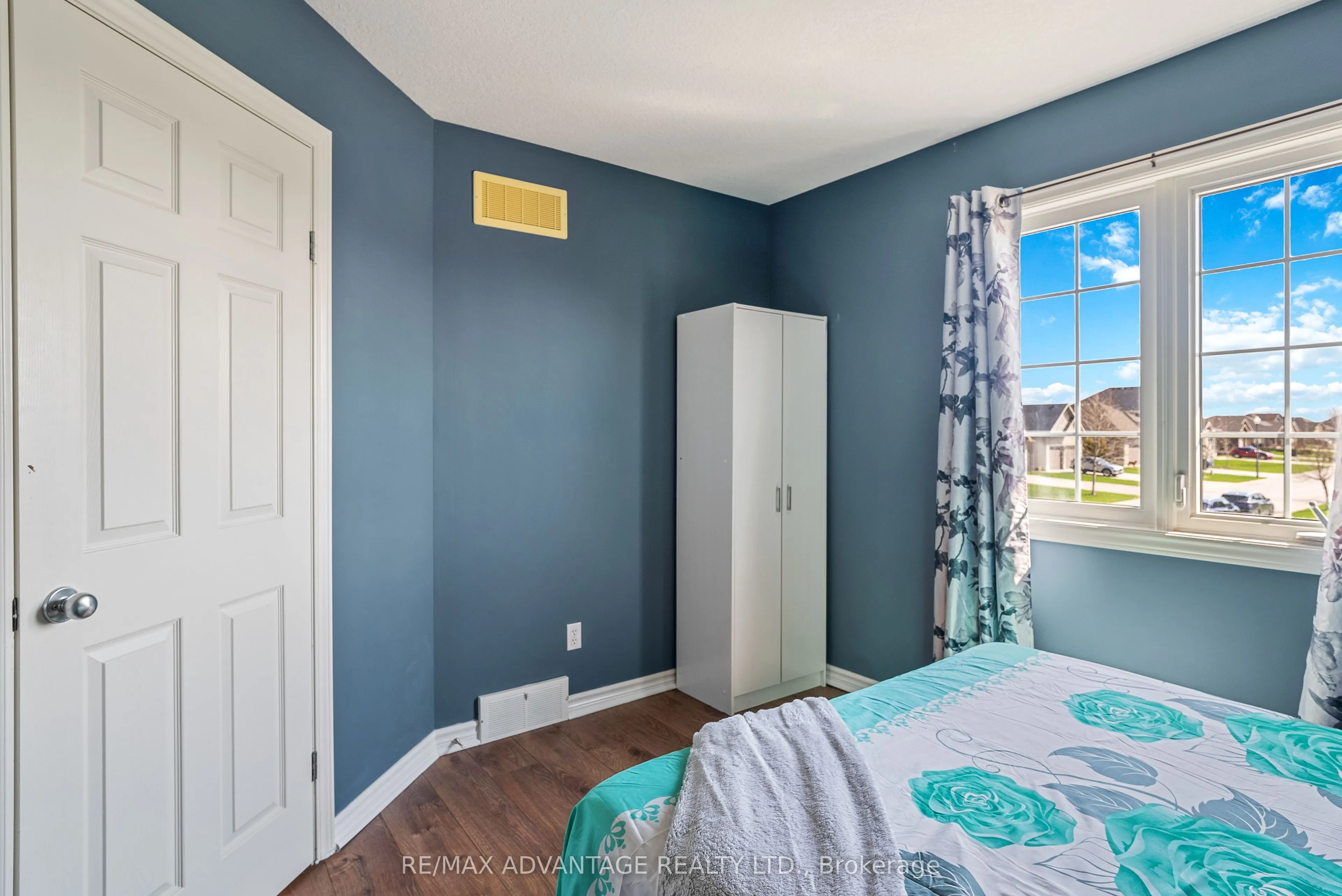 129 Thamesview Crescent