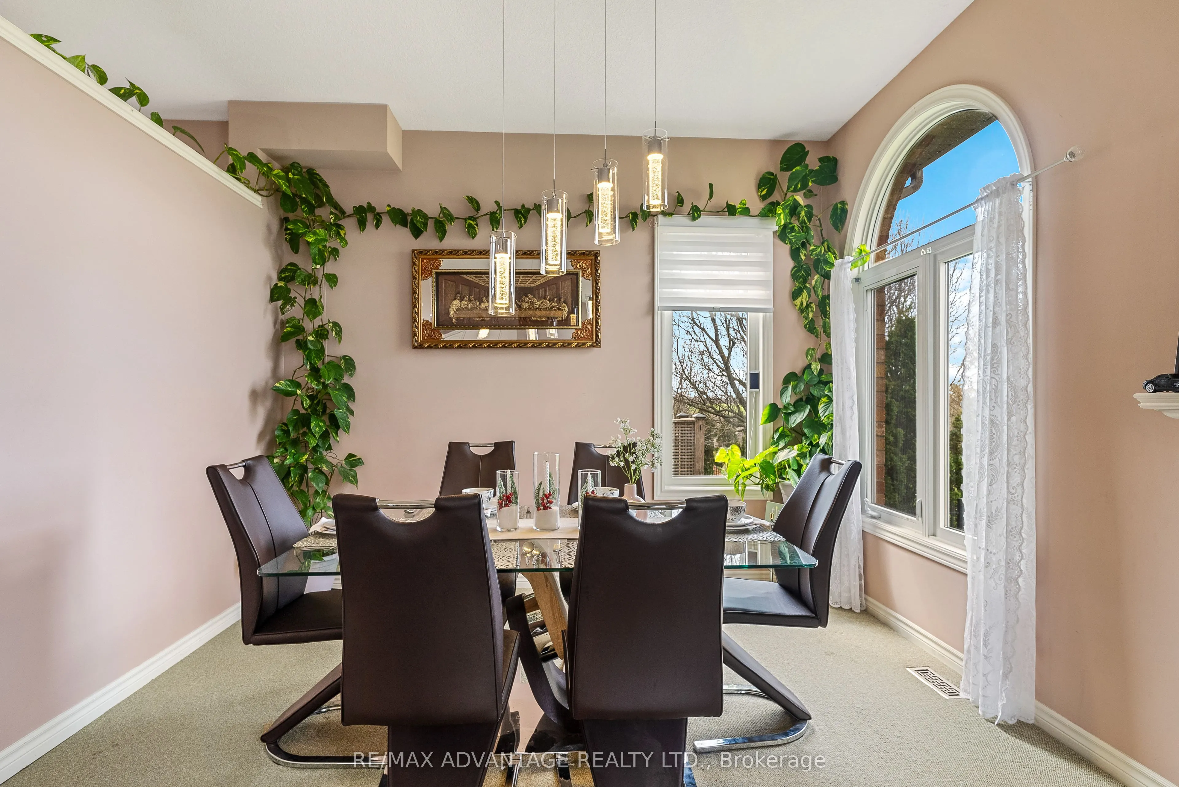 129 Thamesview Crescent