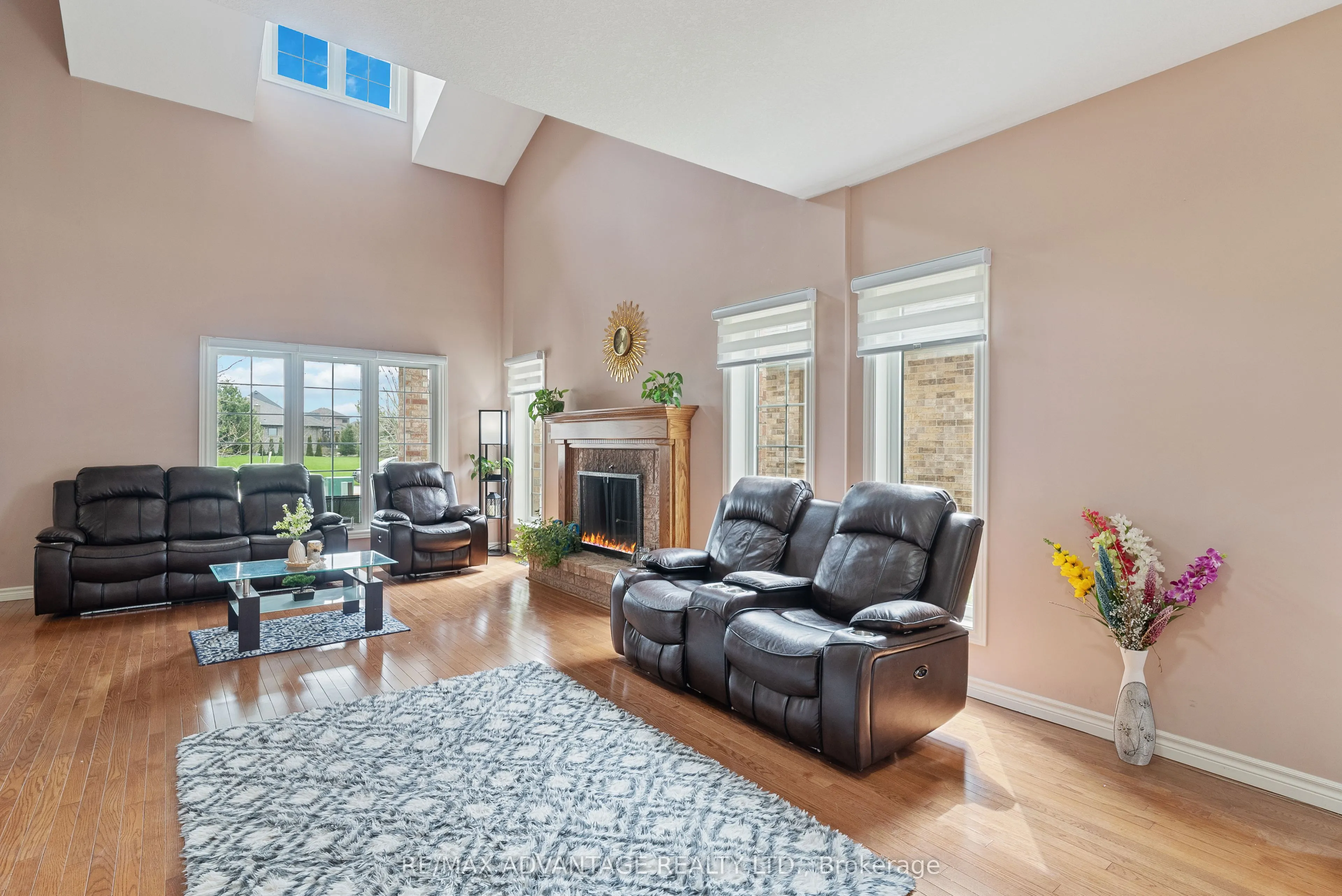 129 Thamesview Crescent