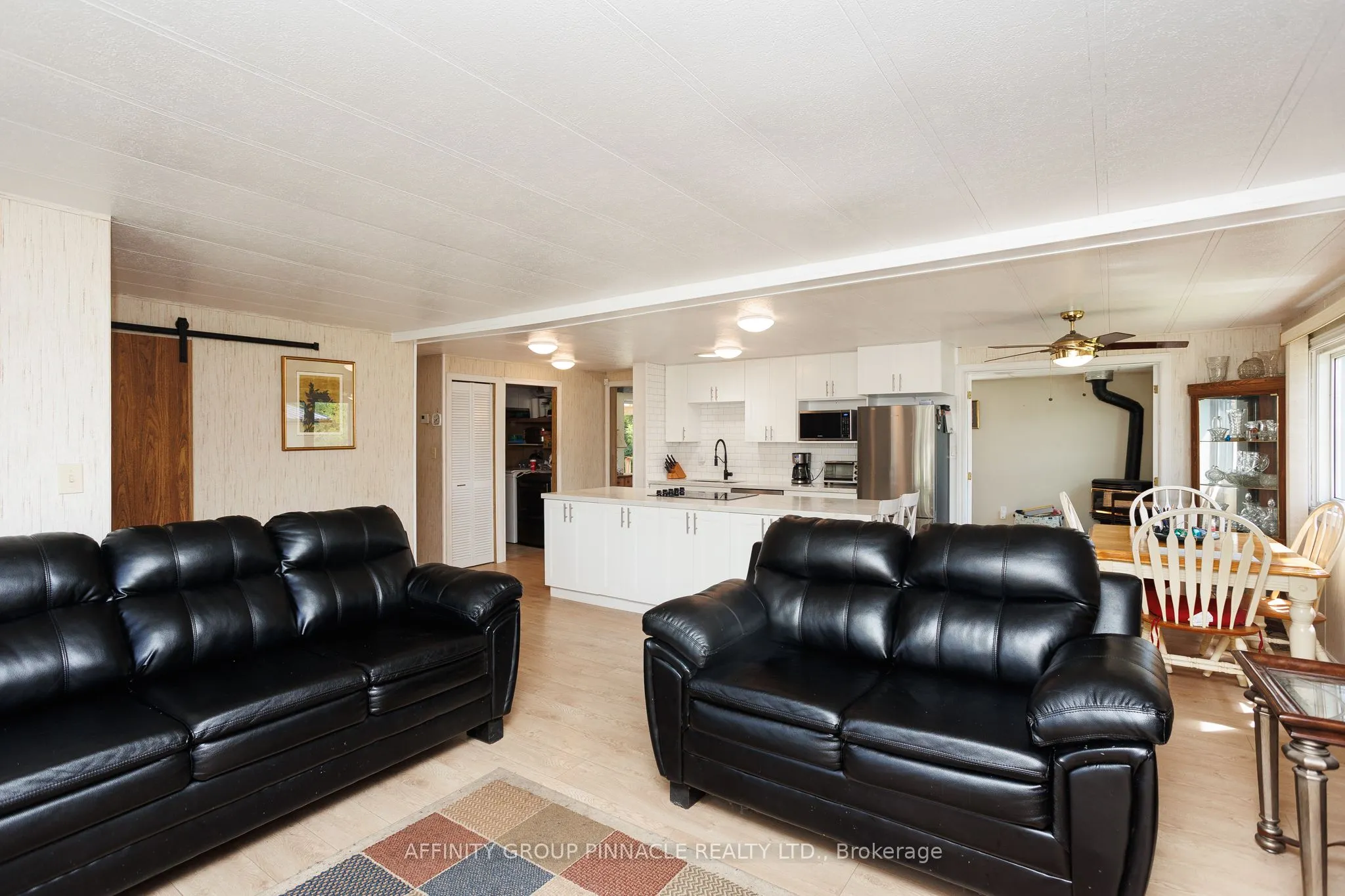 18 Vista Drive