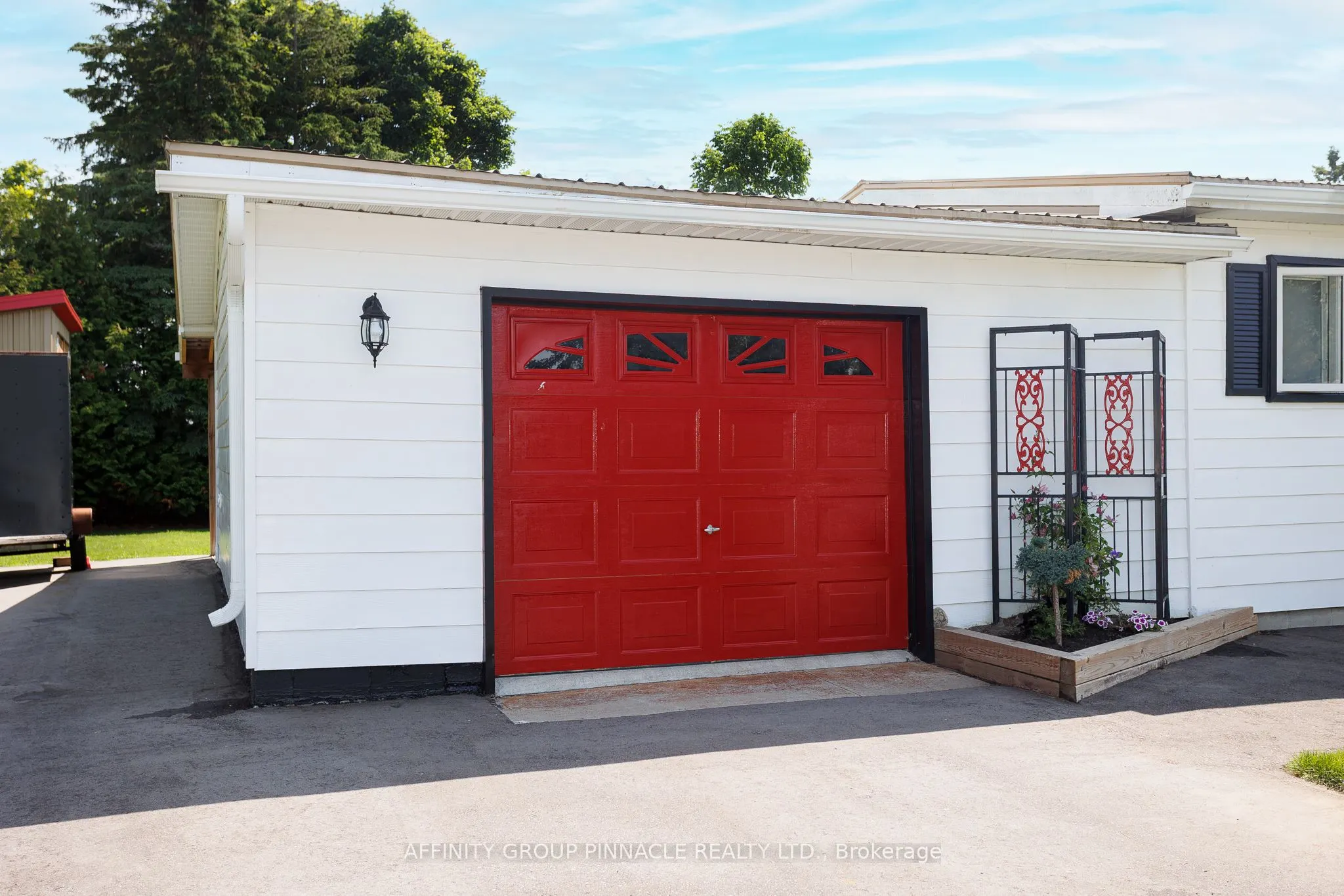 18 Vista Drive