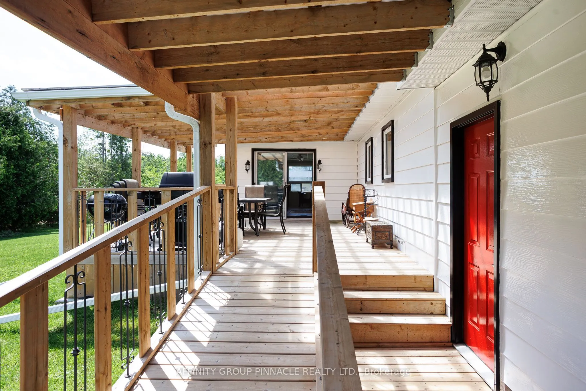 18 Vista Drive