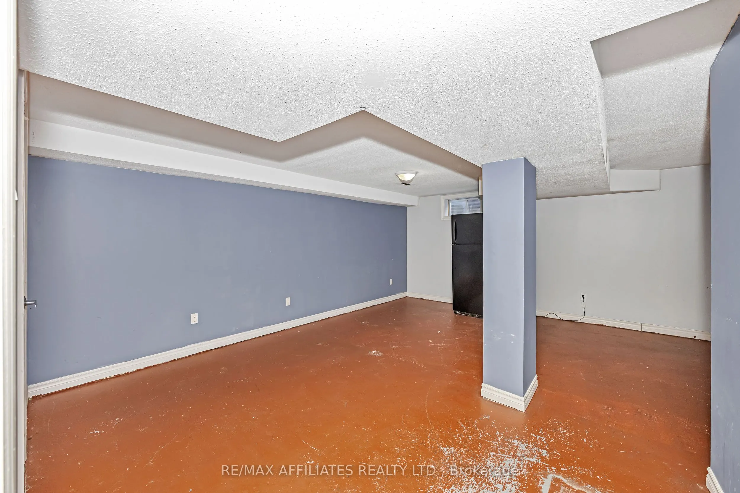 392 Garden Glen Private, #67
