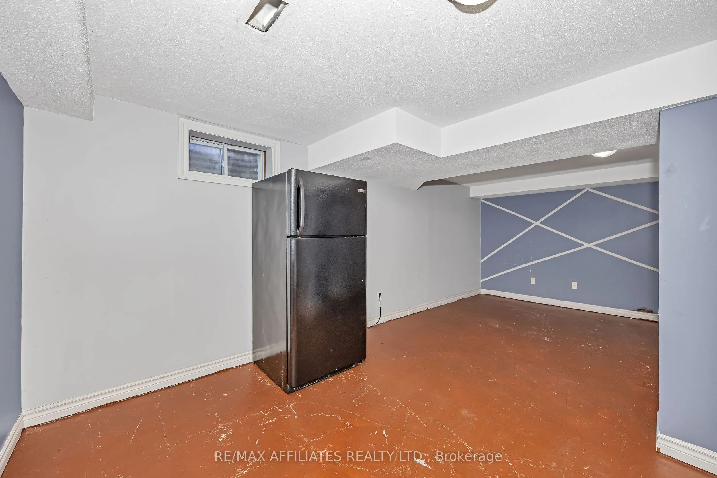 392 Garden Glen Private, #67