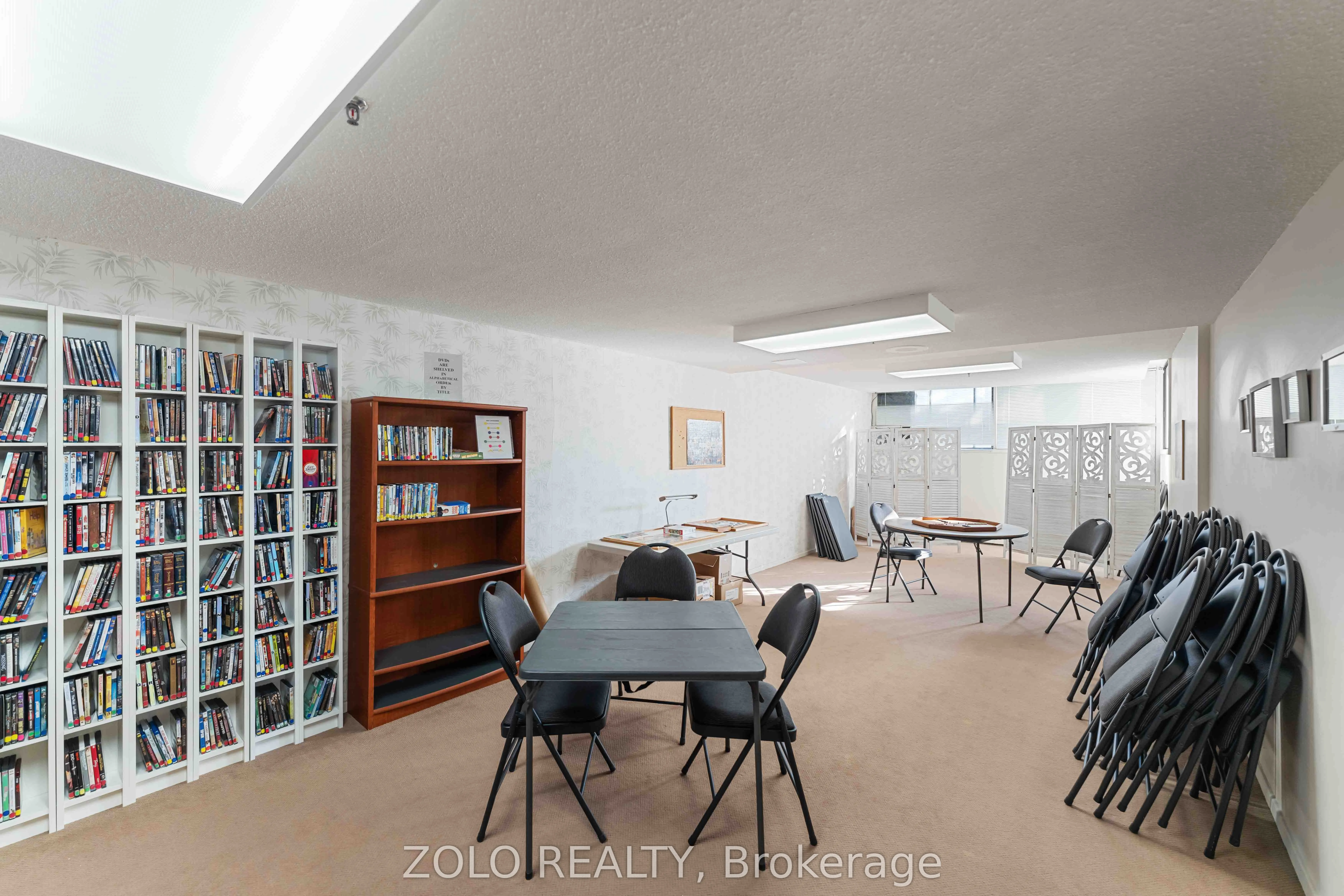 415 Greenview Avenue N, #201