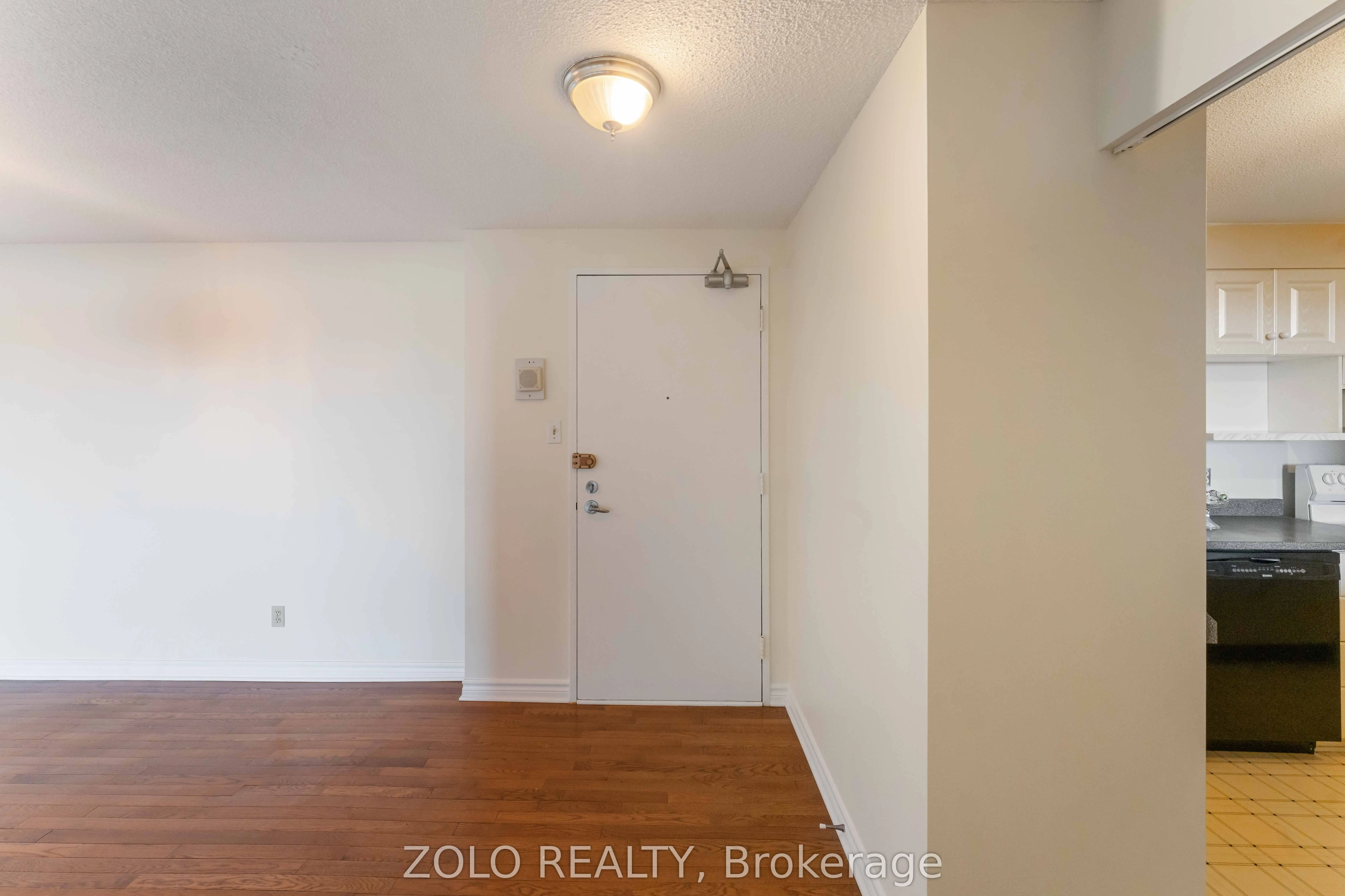 415 Greenview Avenue N, #201