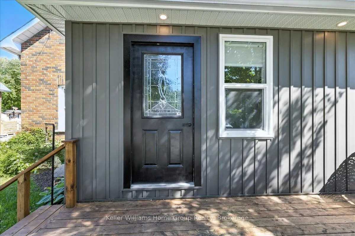 138 Frederick Street E