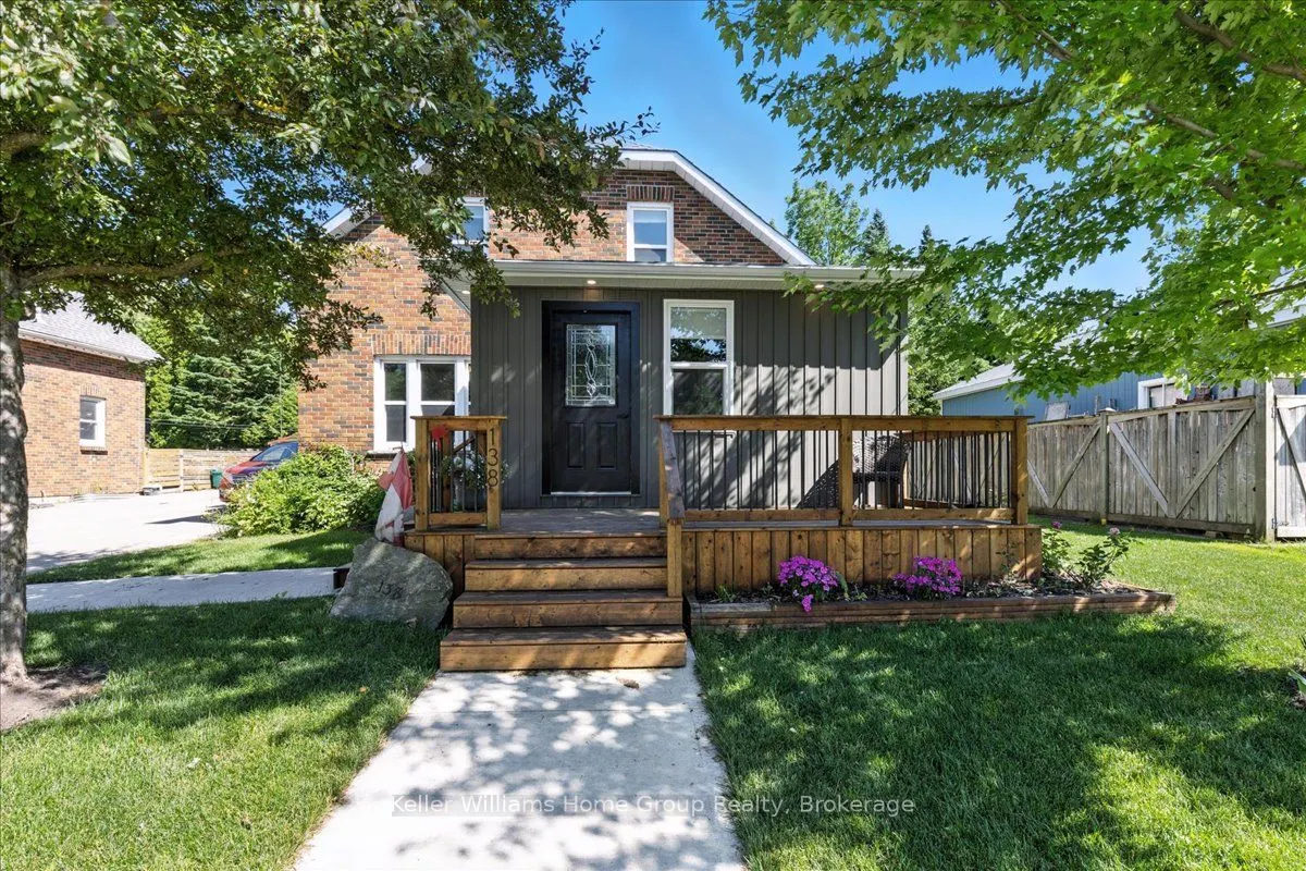 138 Frederick Street E