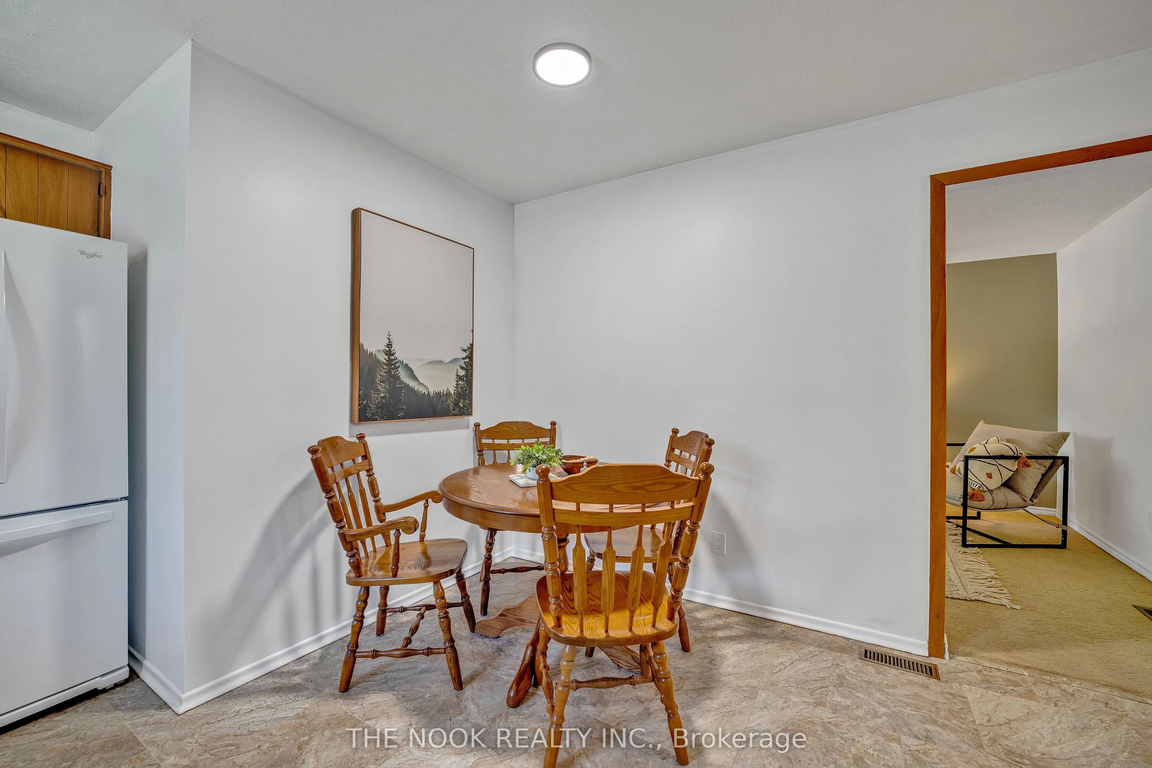 21 Rideau Crescent
