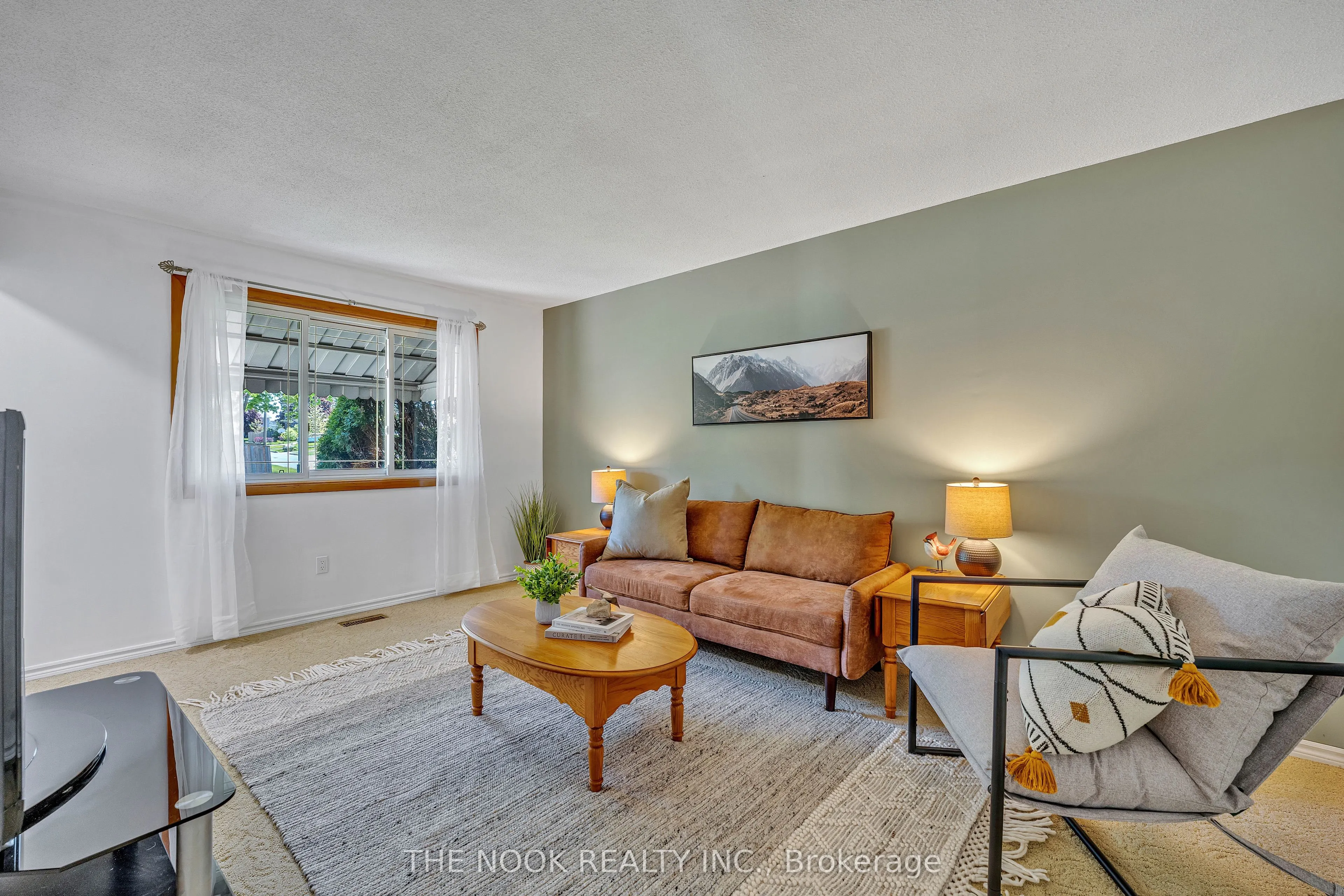 21 Rideau Crescent