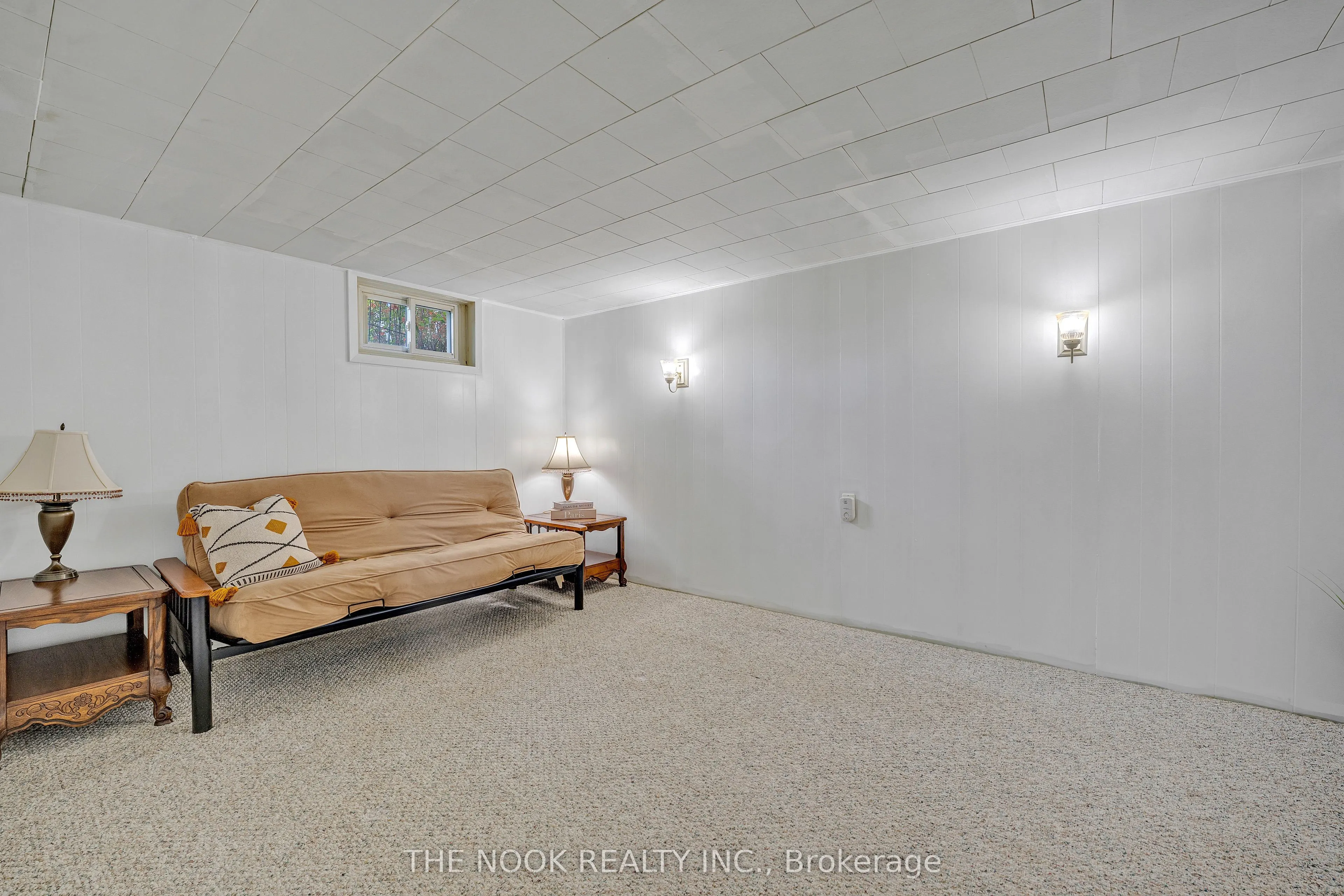 21 Rideau Crescent