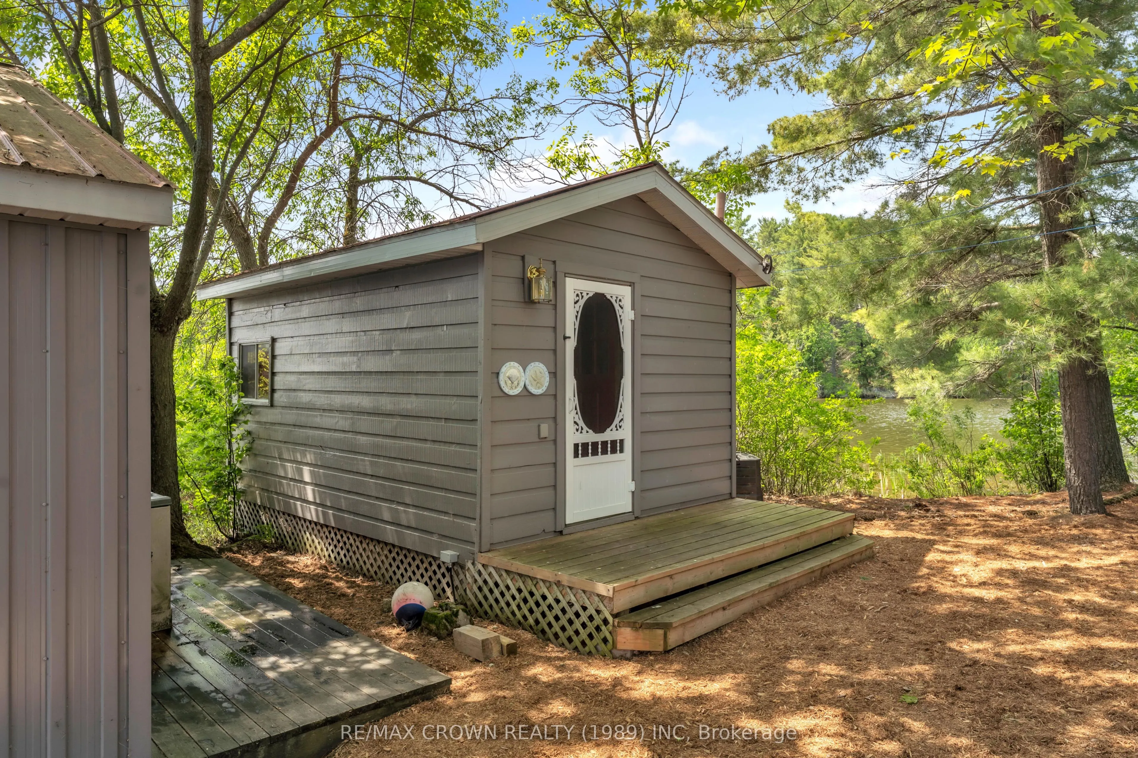 125 Bracken Island 125