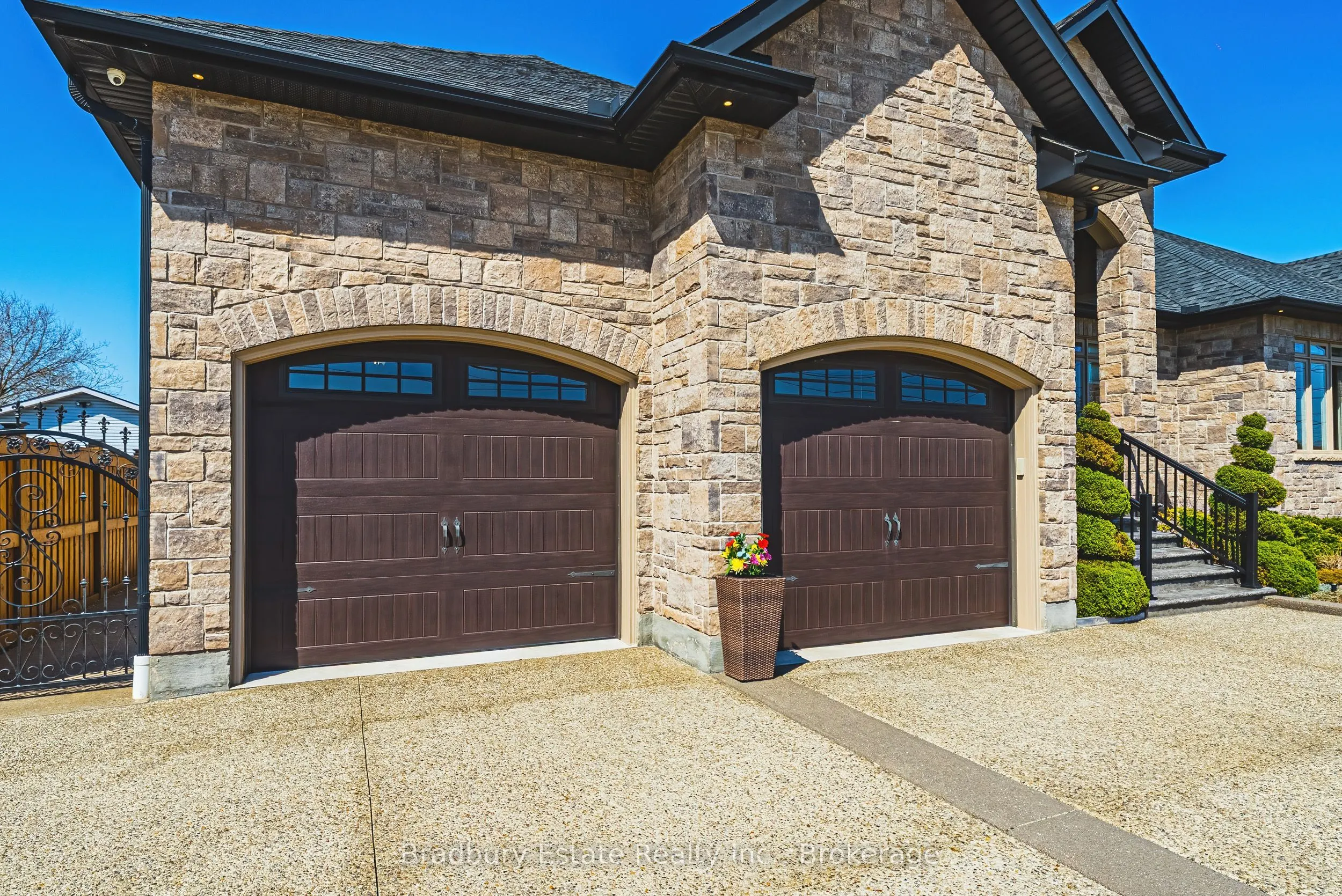 221 Glover Road