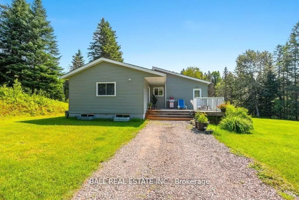 4263 Loop Road