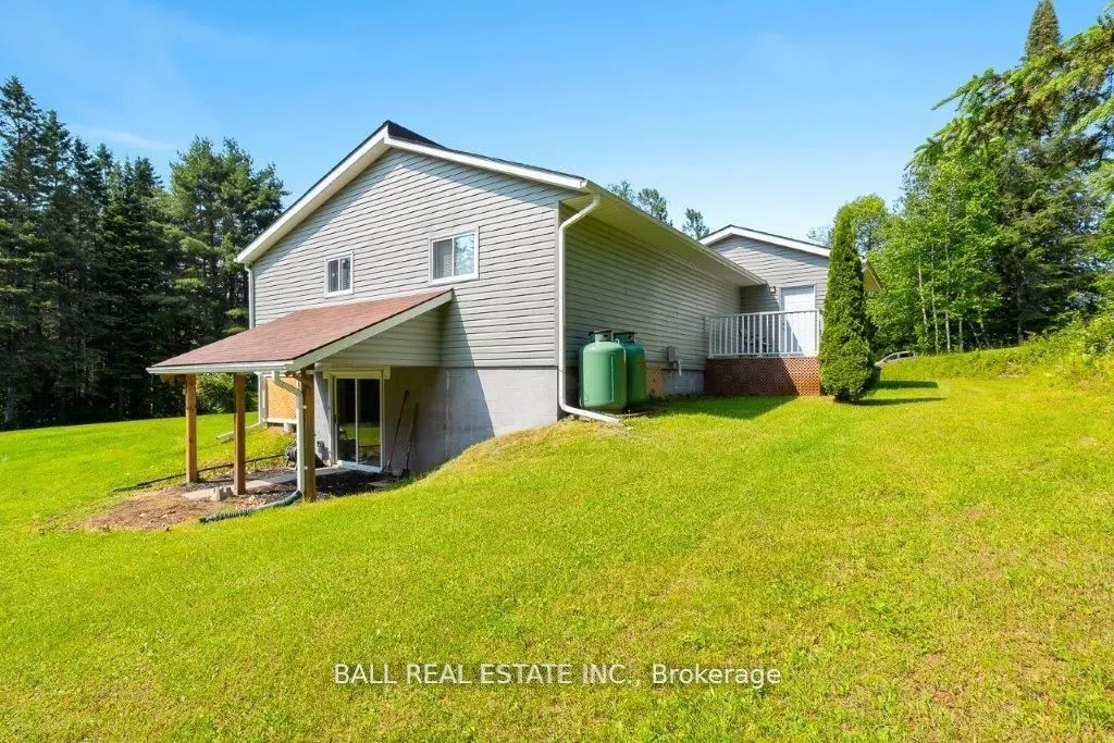 4263 Loop Road