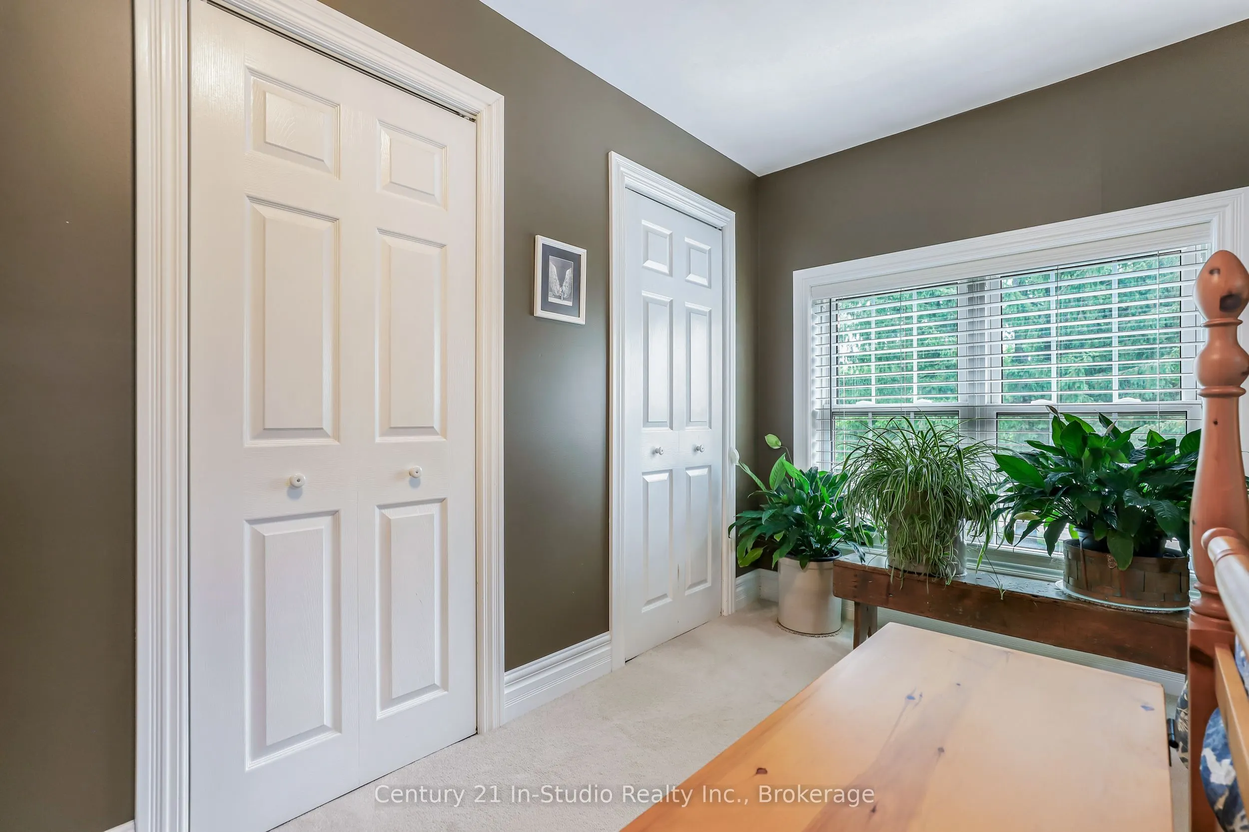 2268 8th Avenue W
