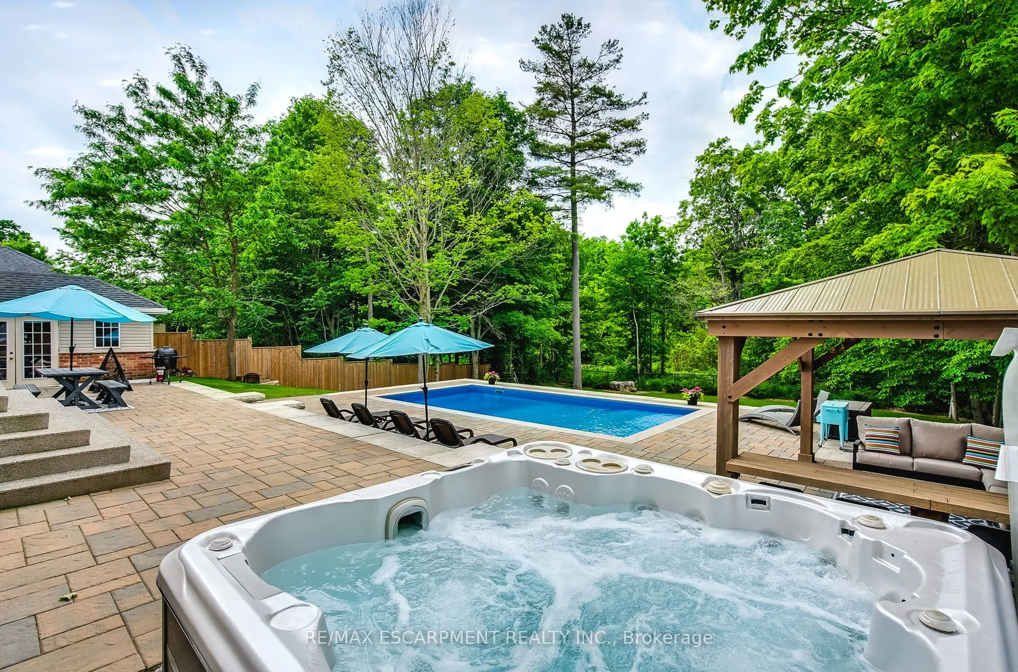 9 Valley Ridge Lane
