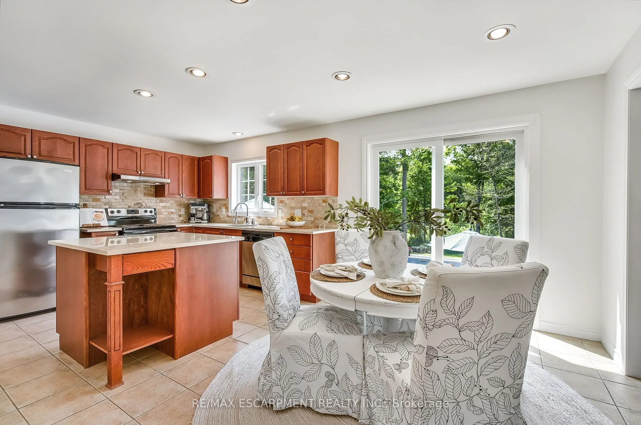 9 Valley Ridge Lane