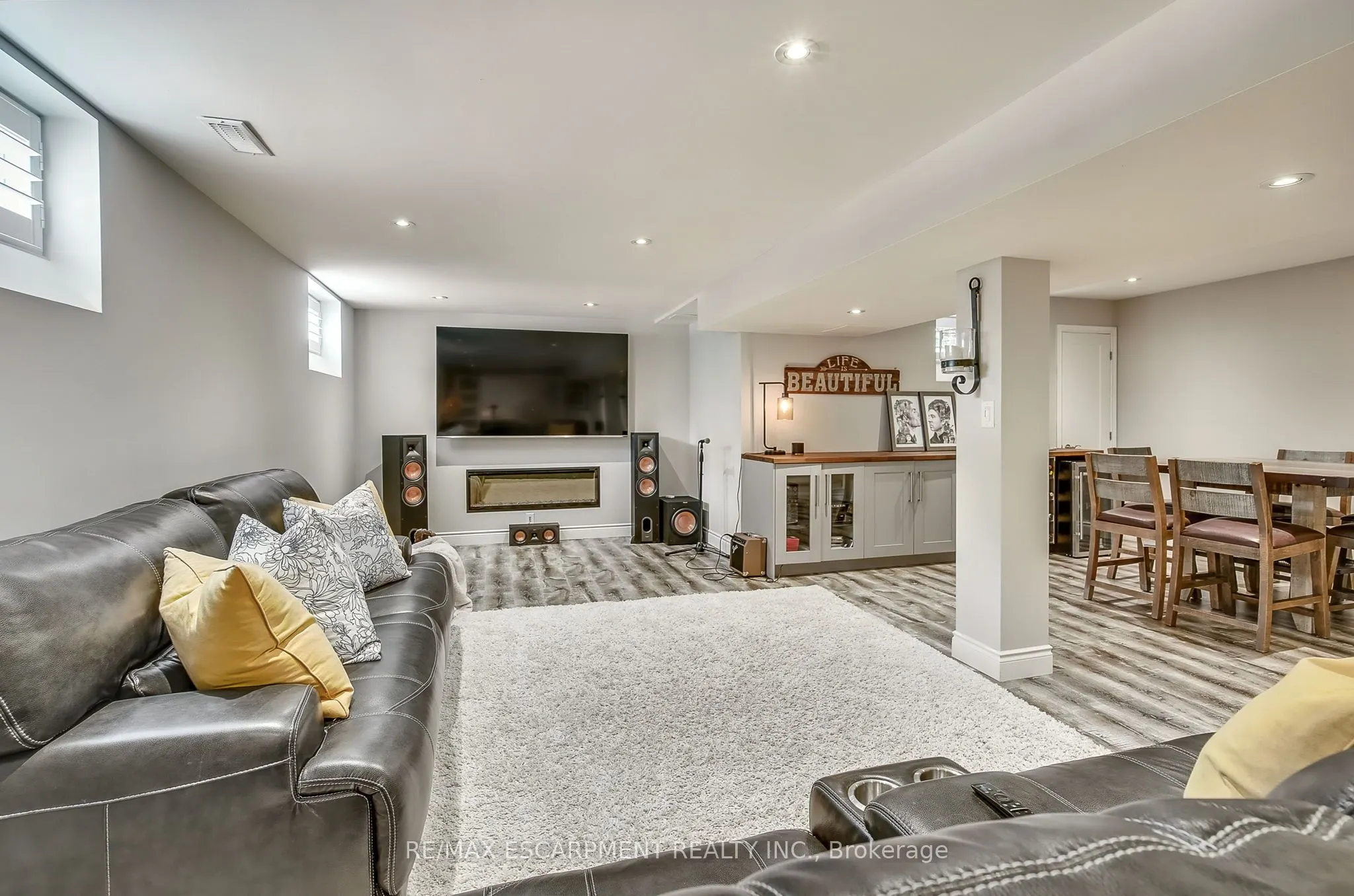 9 Valley Ridge Lane