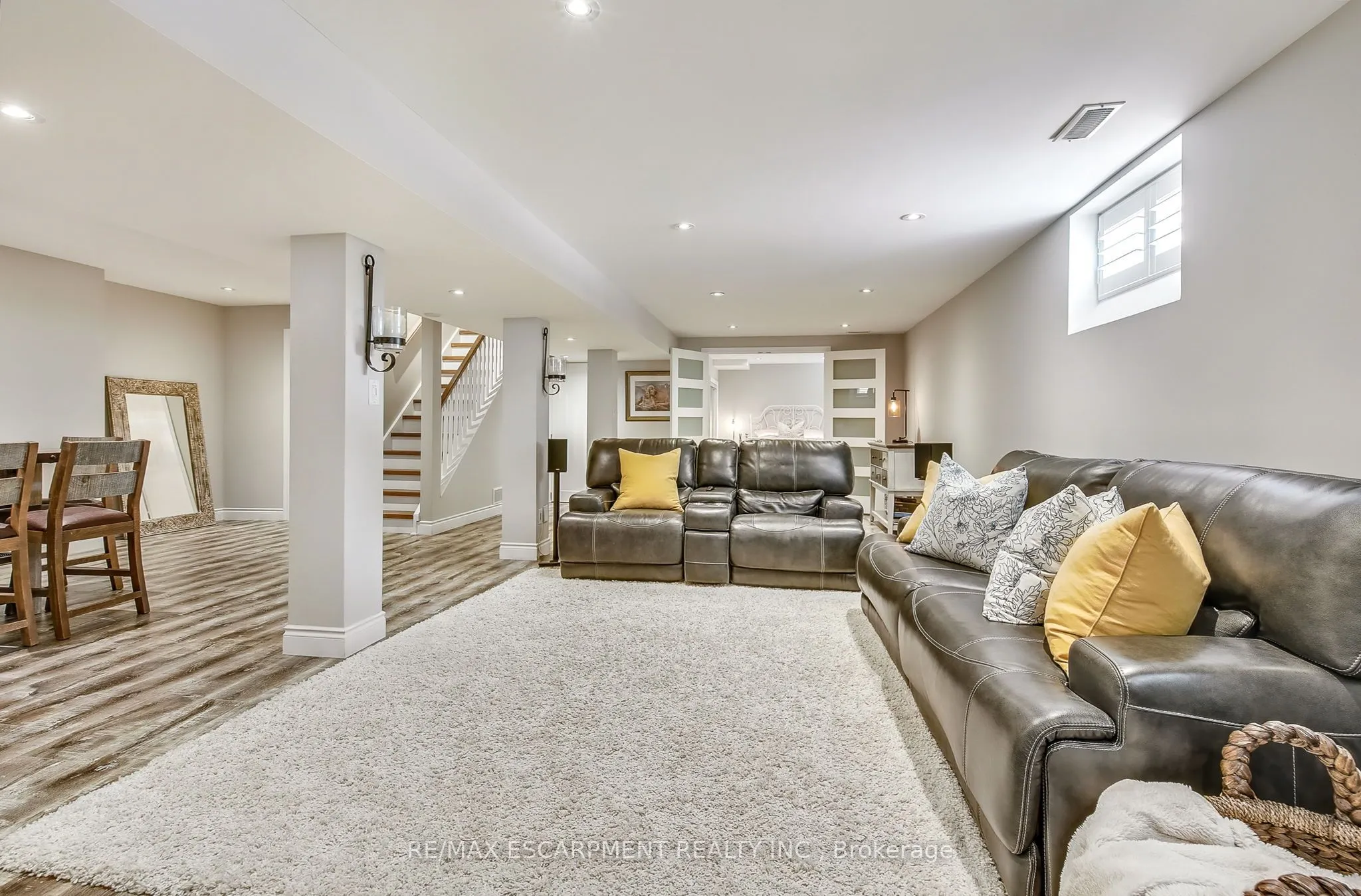 9 Valley Ridge Lane