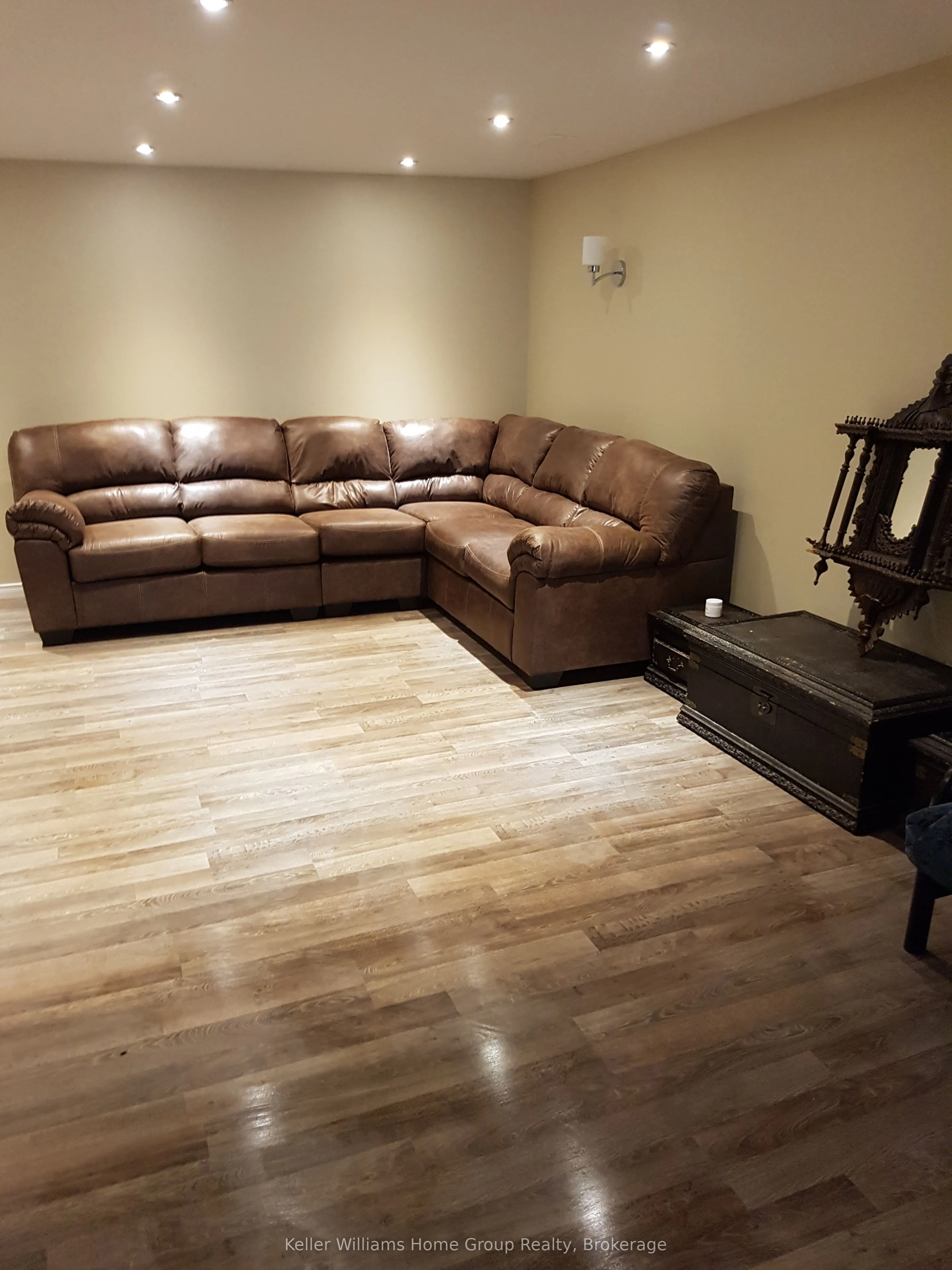 682 Long Lake Road