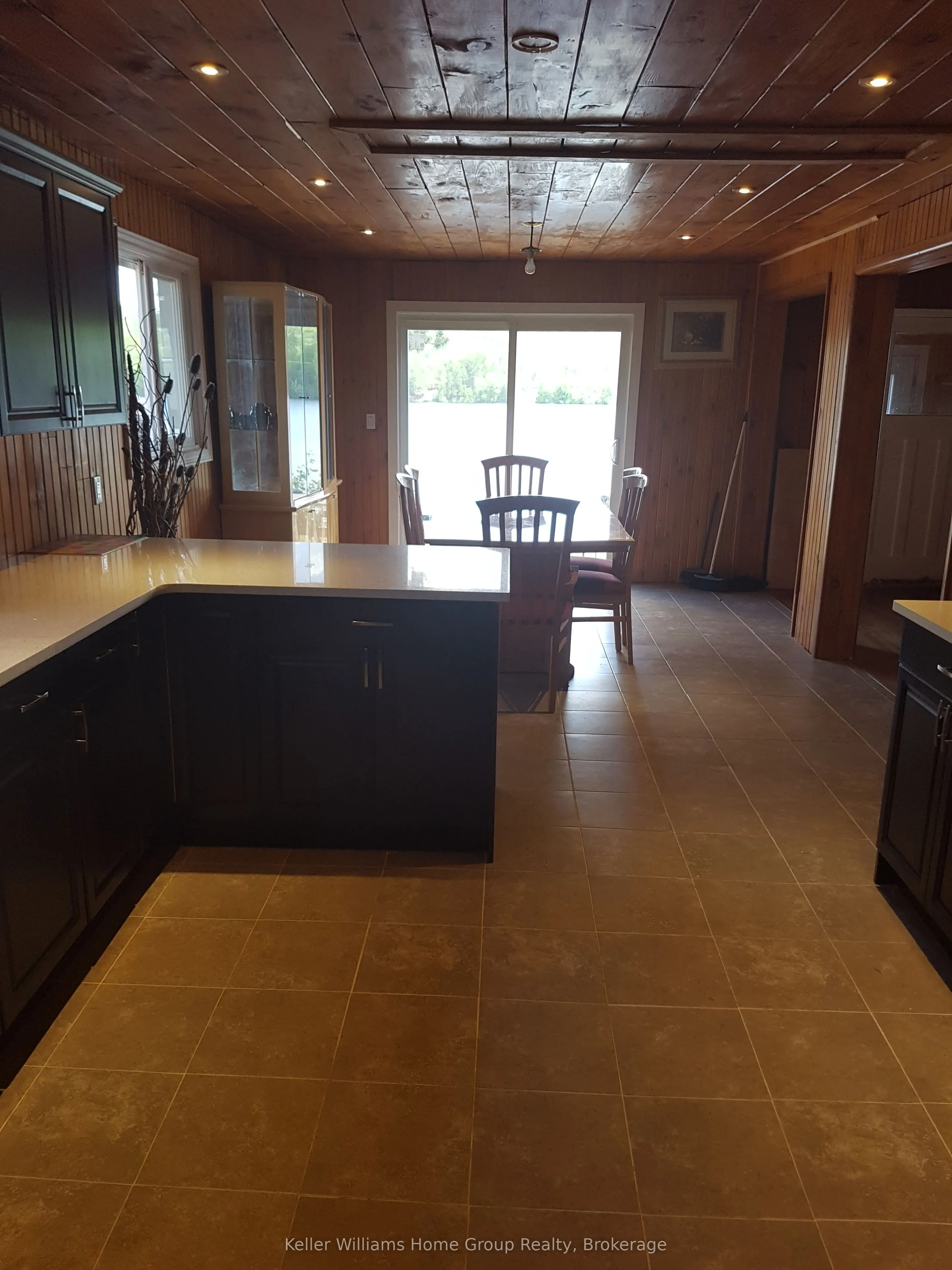 682 Long Lake Road