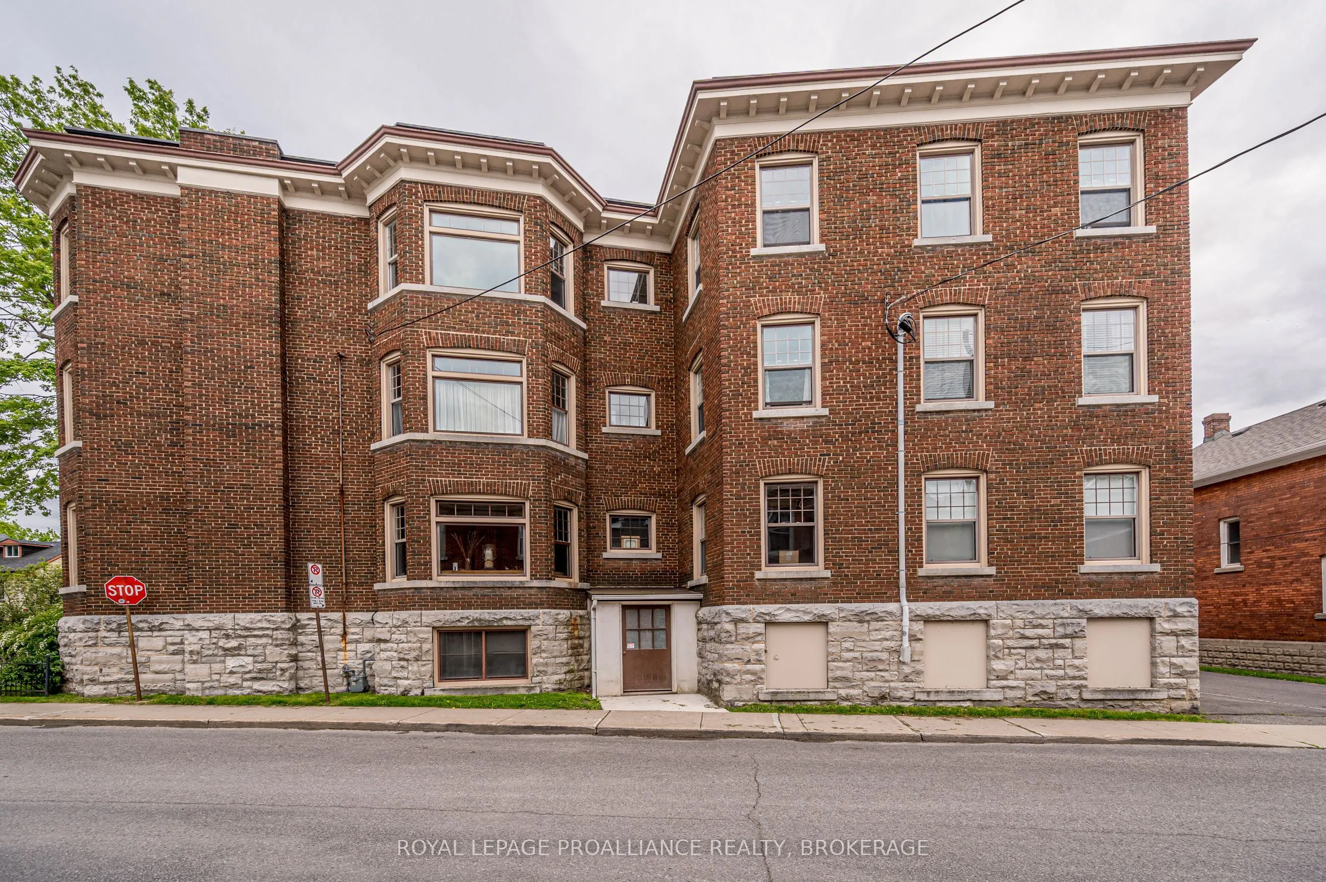 244 Barrie Street, #2