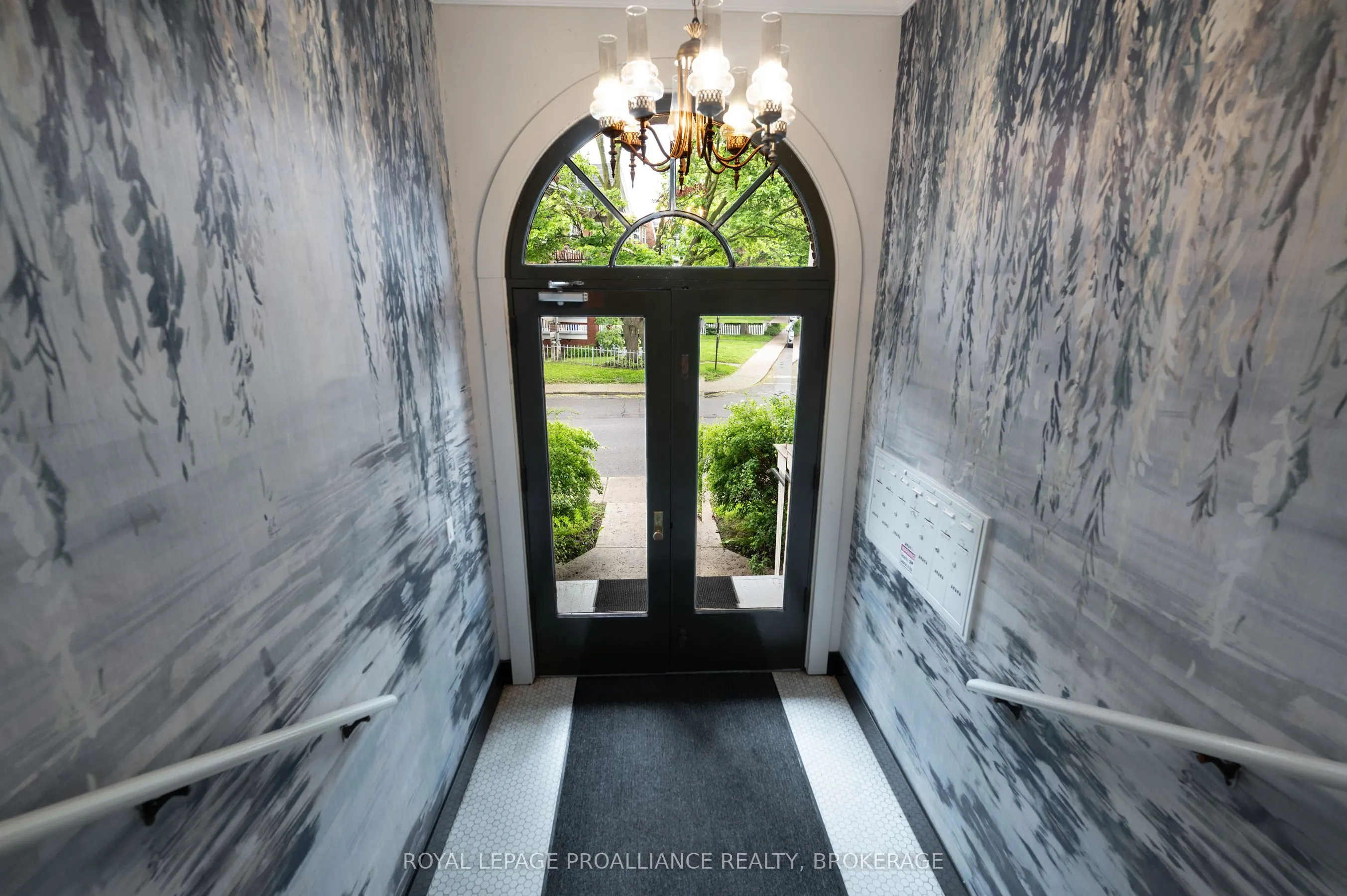 244 Barrie Street, #2