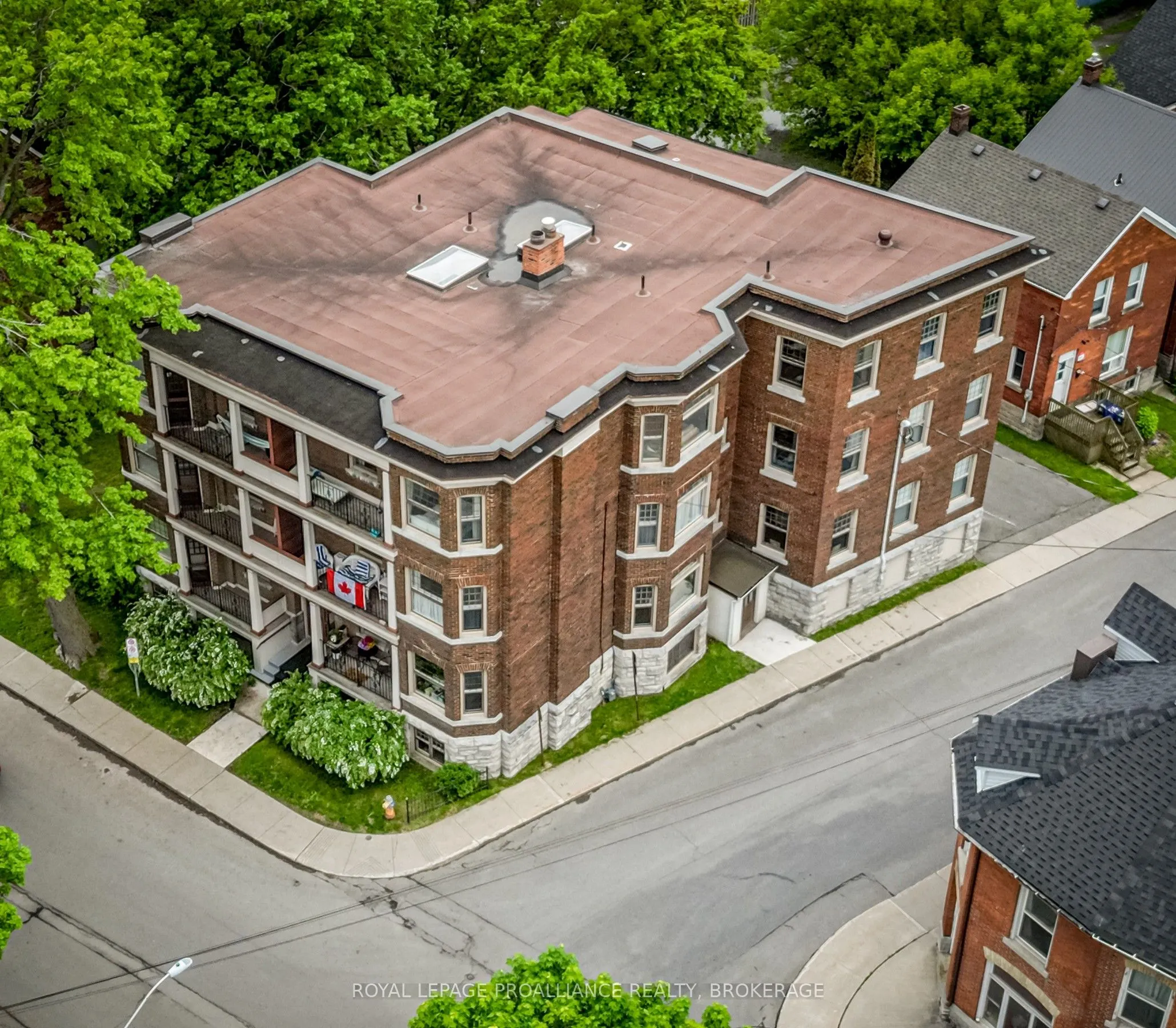 244 Barrie Street, #2