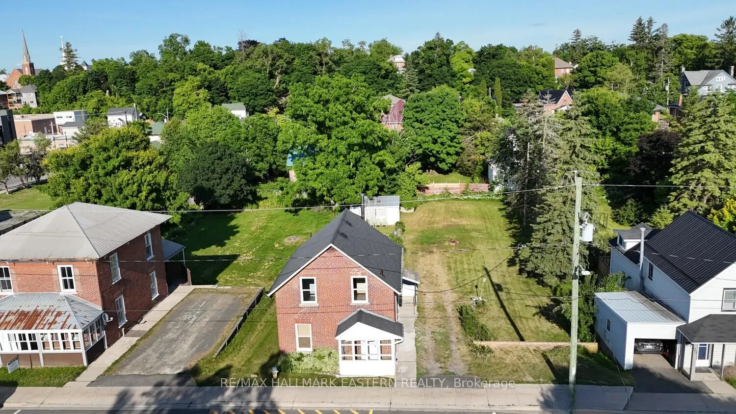 67 Front Street S