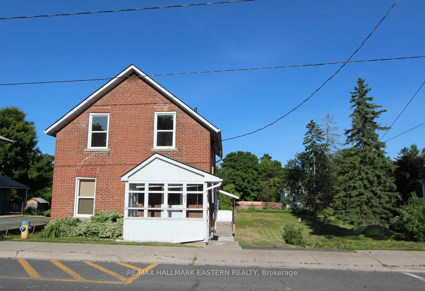 67 Front Street S