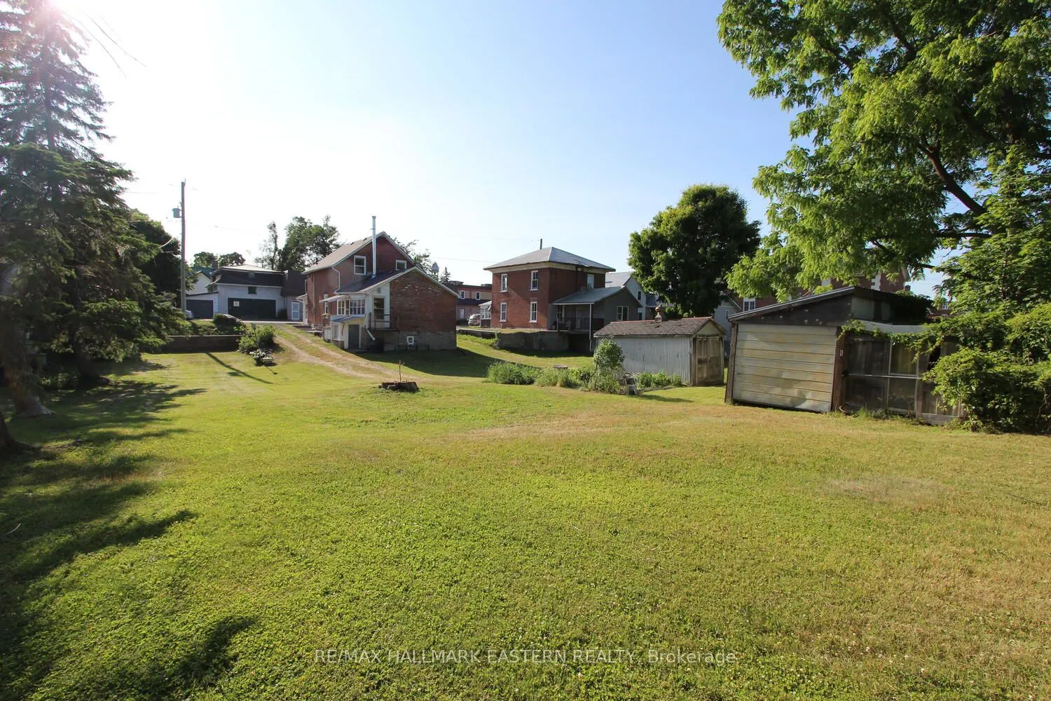 67 Front Street S