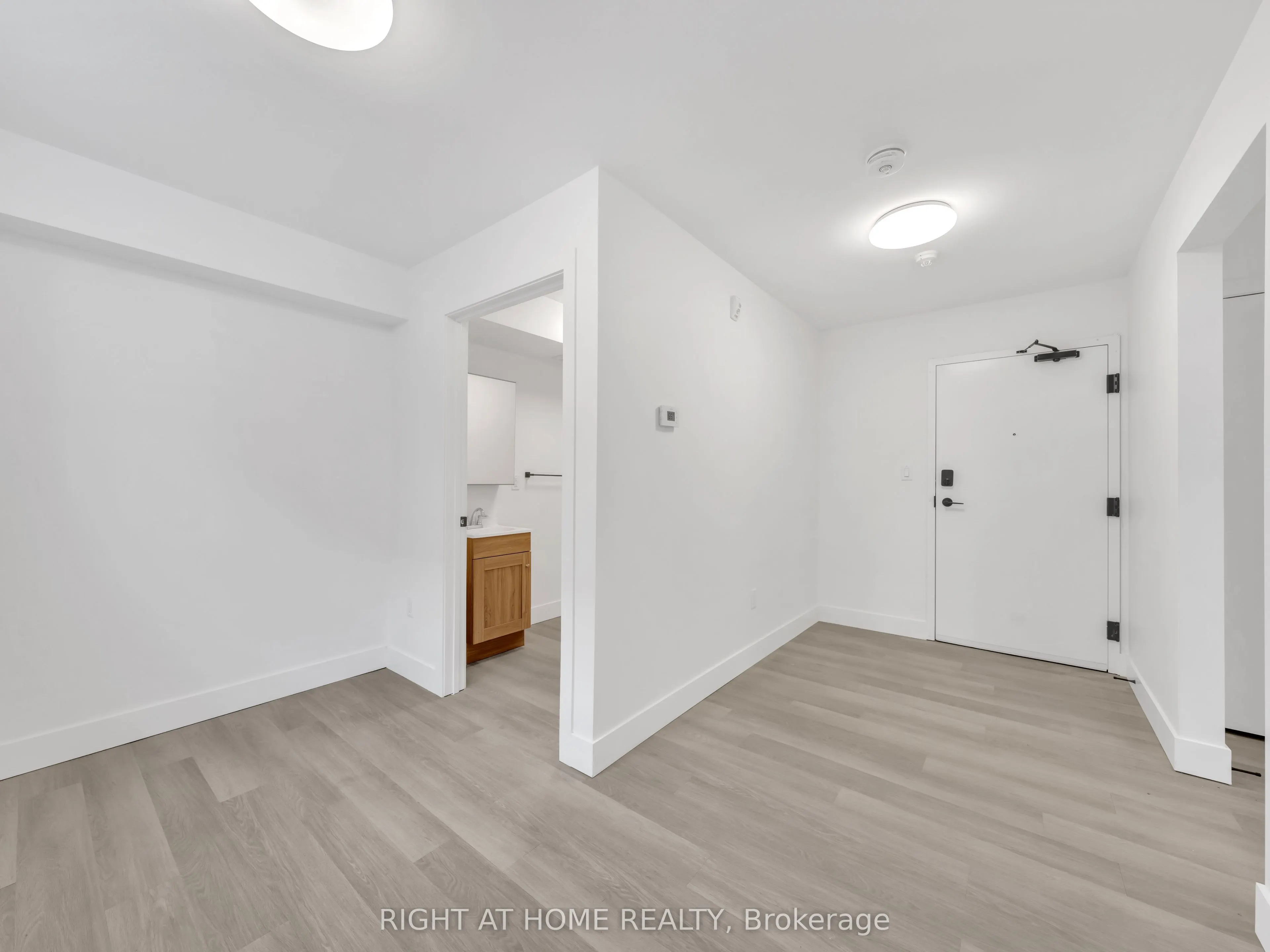 1804 Drouillard Road, #102