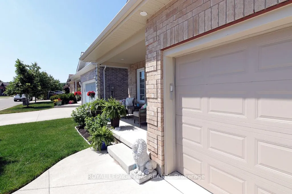 3938 Sunset Lane