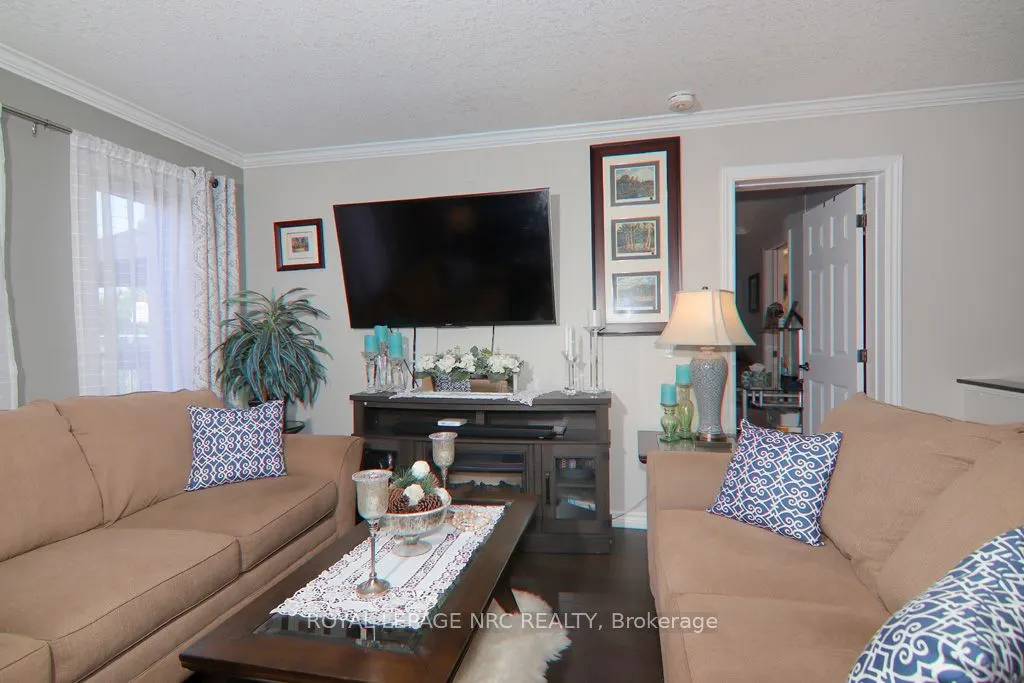 3938 Sunset Lane