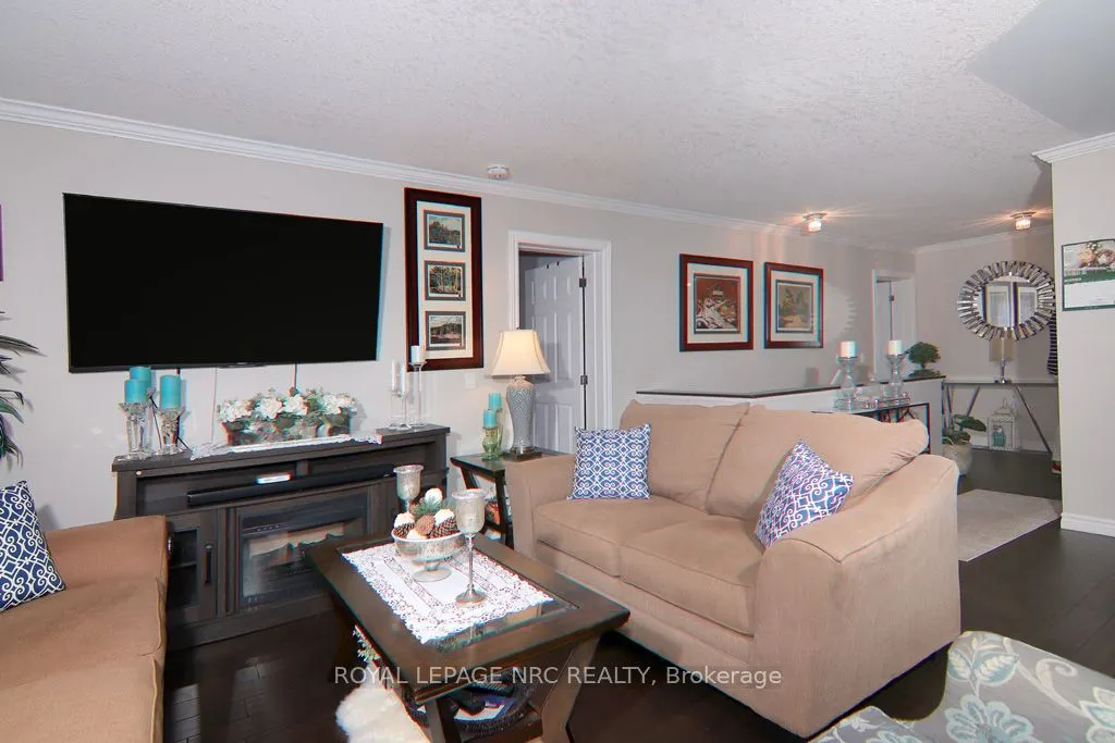 3938 Sunset Lane