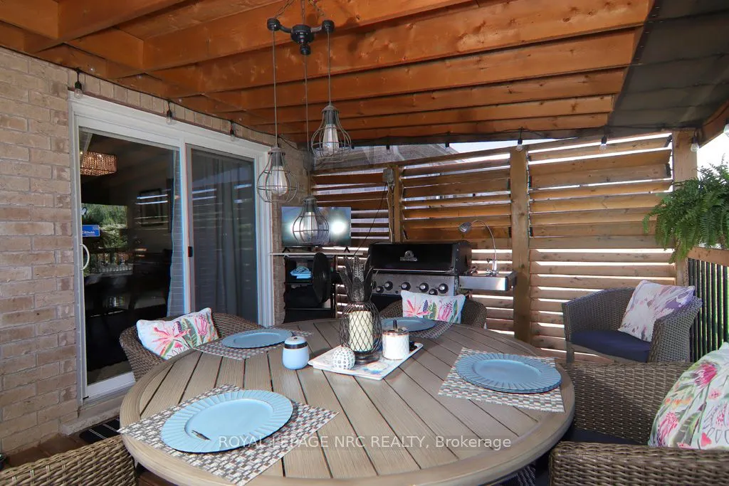 3938 Sunset Lane