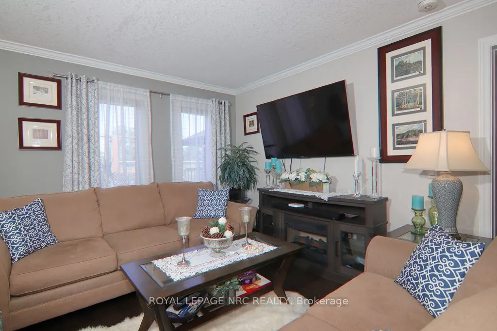 3938 Sunset Lane