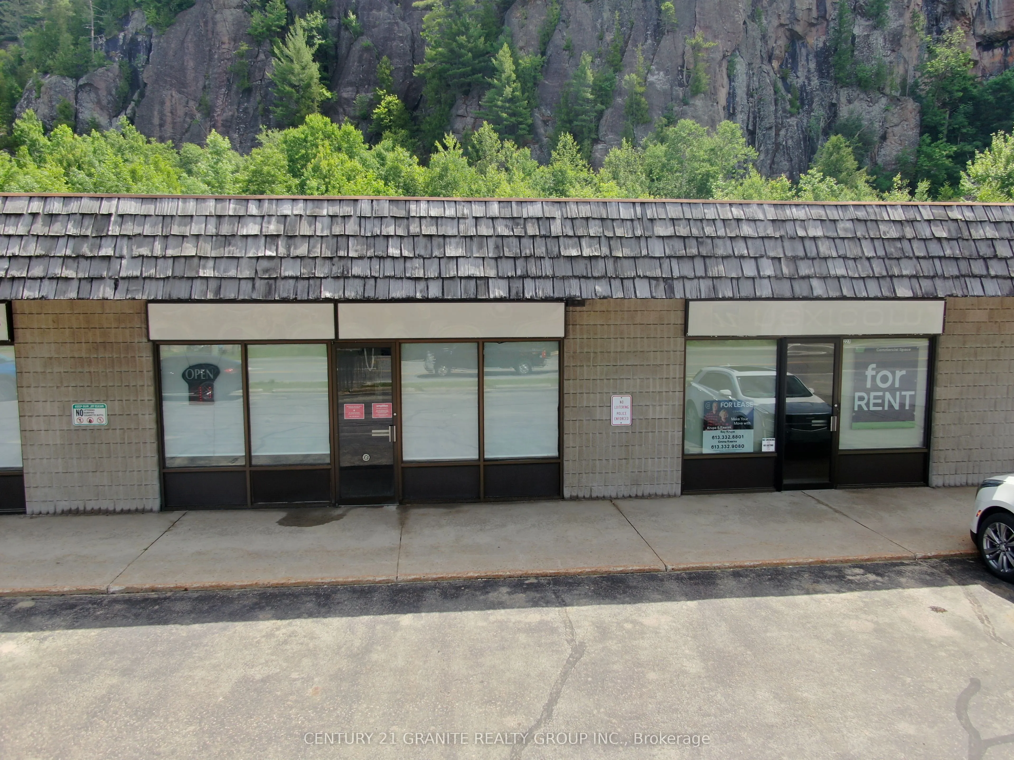 225-231 Hastings Street N, #229