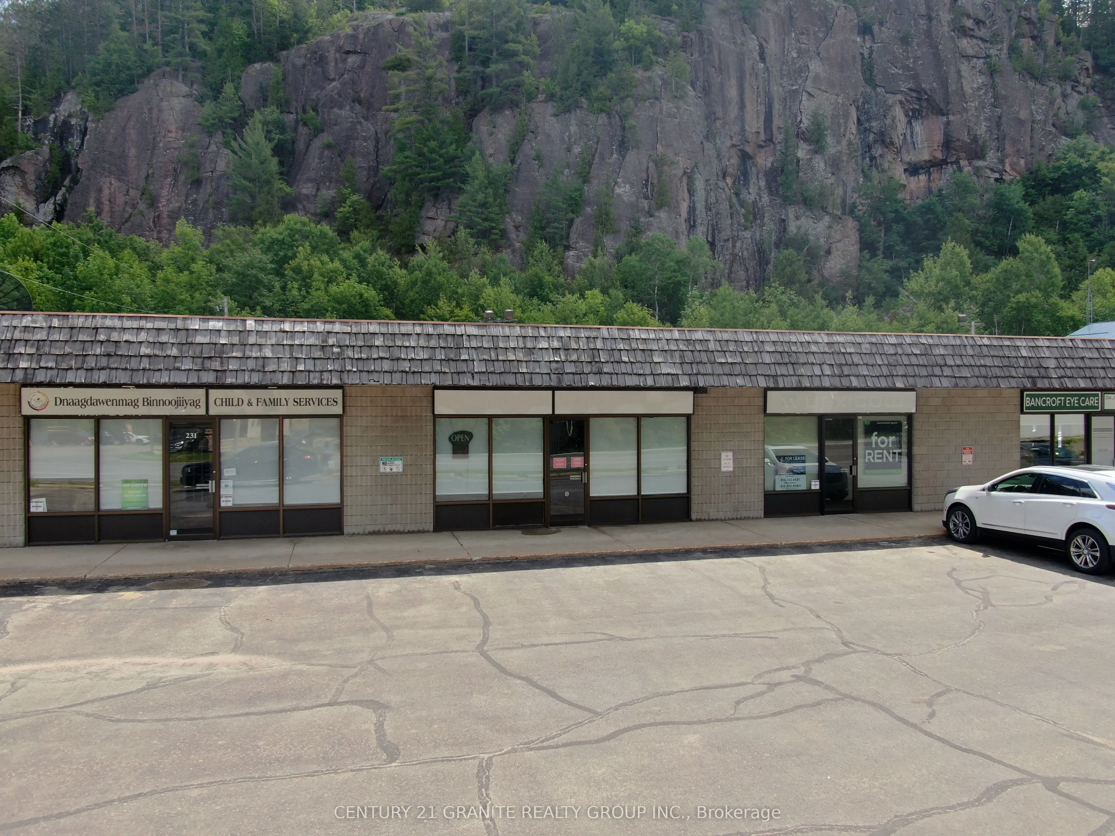 225-231 Hastings Street N, #229
