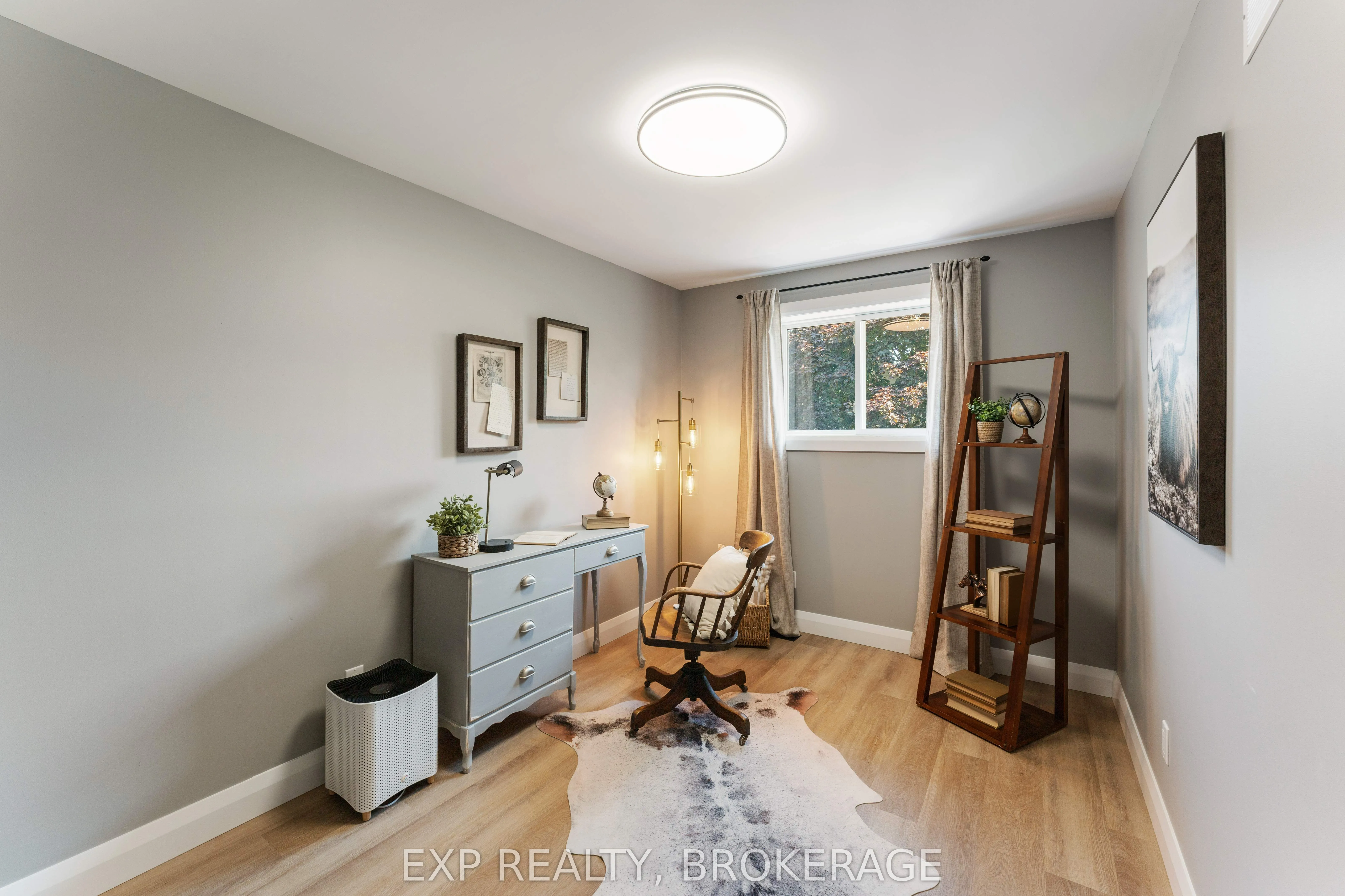882 CLEARFIELD Crescent