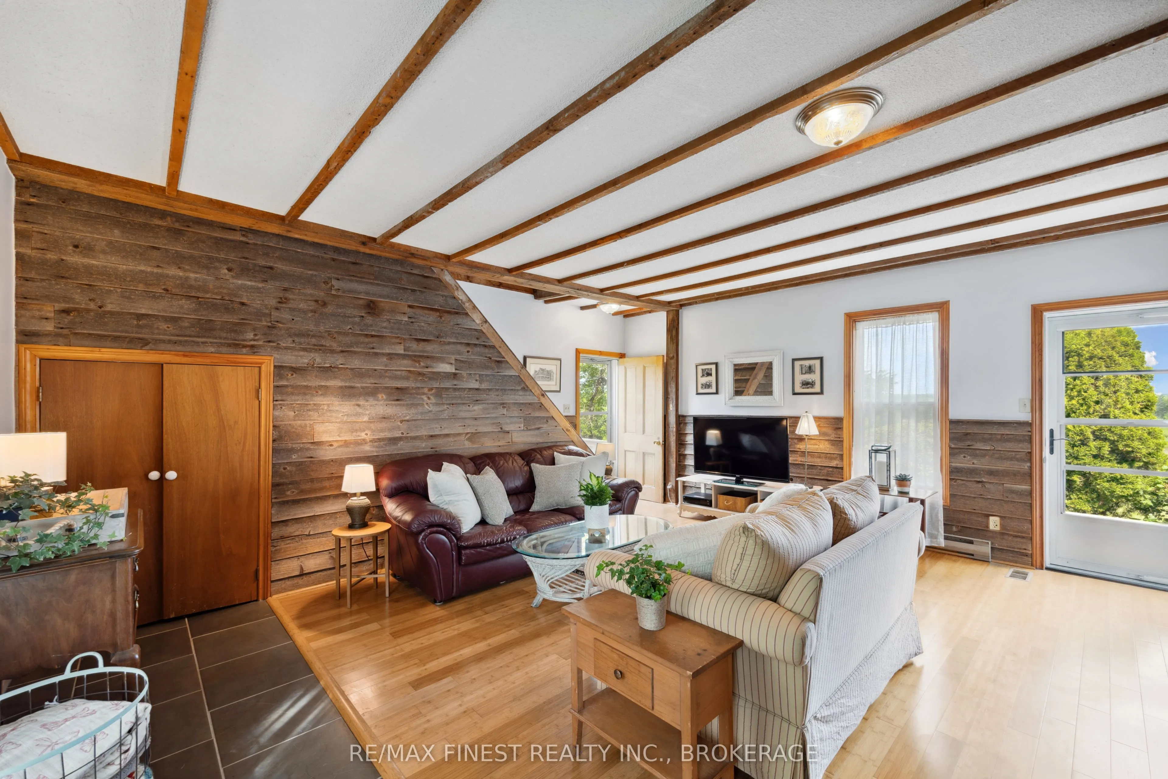 4876 County Road 6