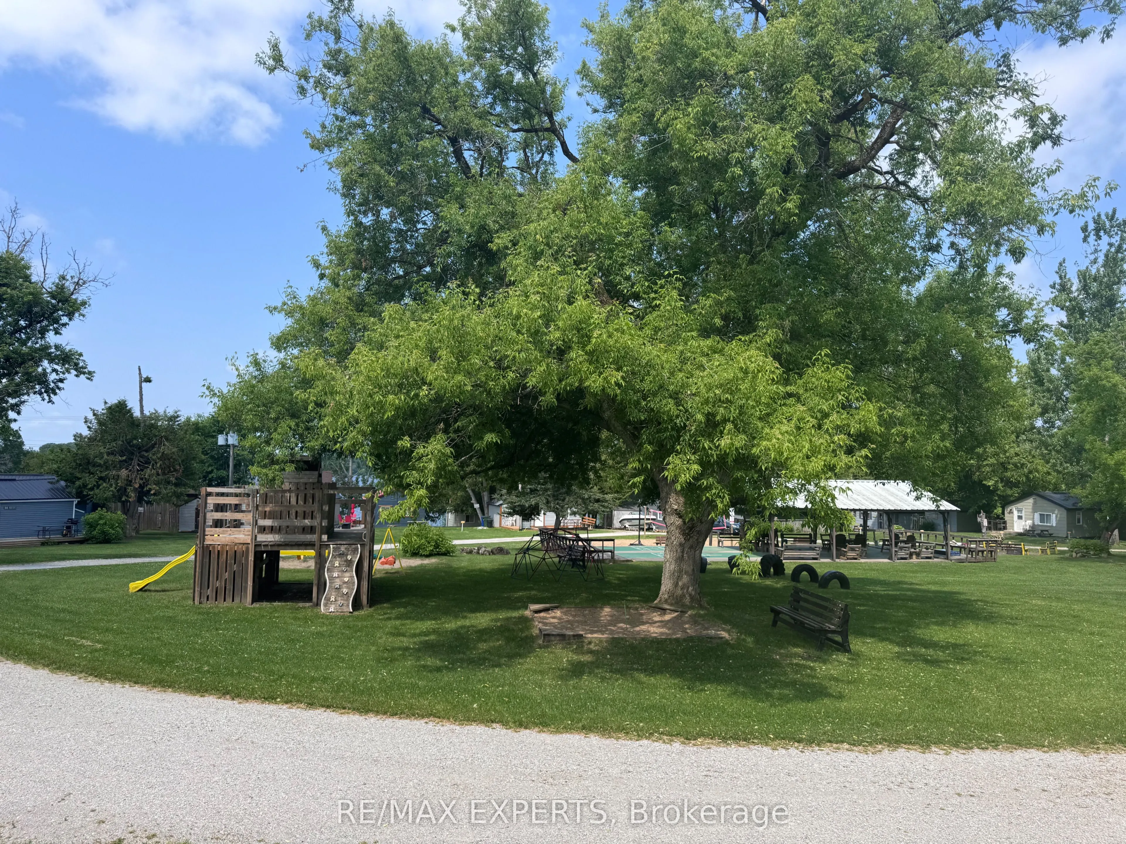 230-232 Lake Dalrymple Road, #19