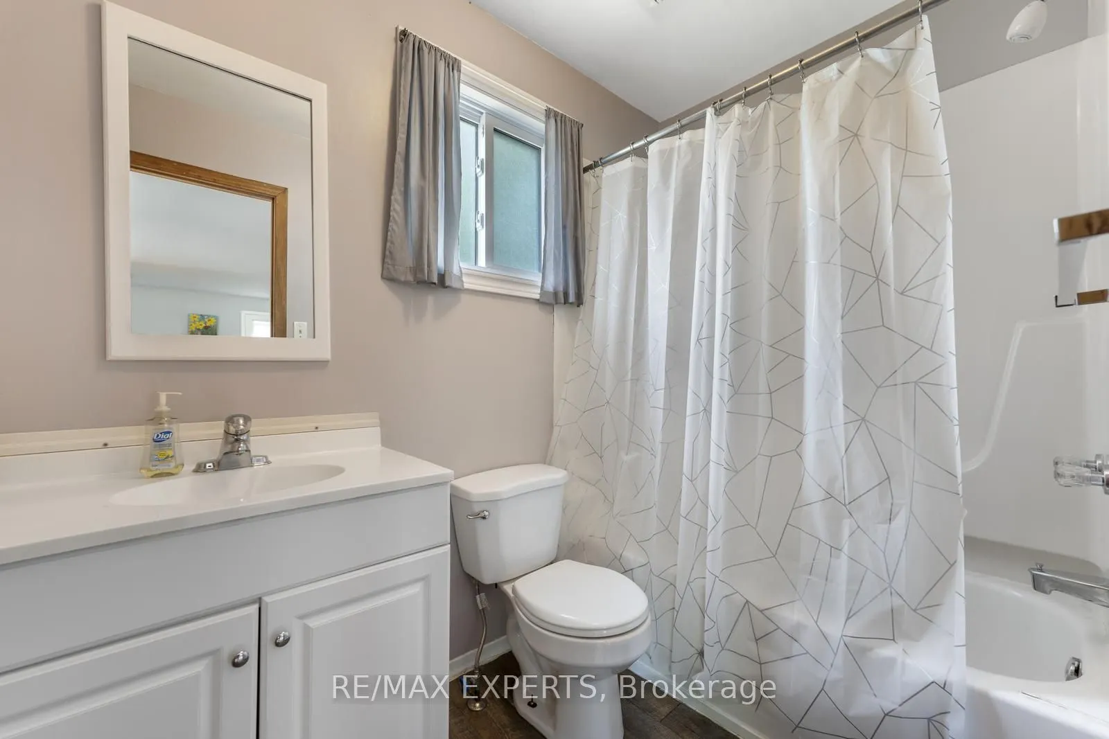 230-232 Lake Dalrymple Road, #19