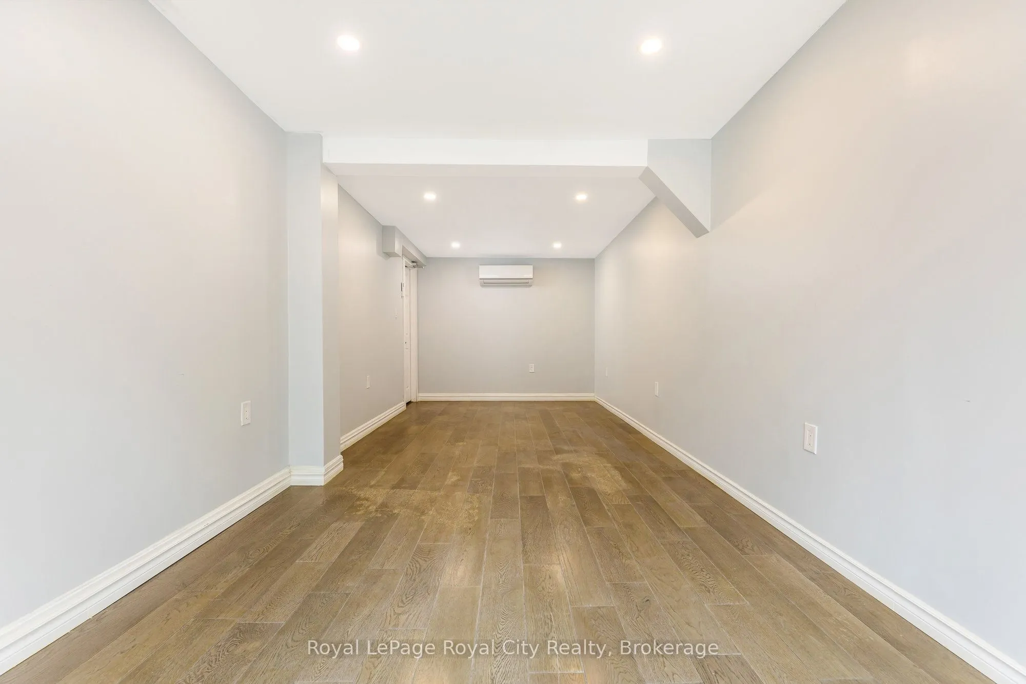 132 Main Street S, #Unit D