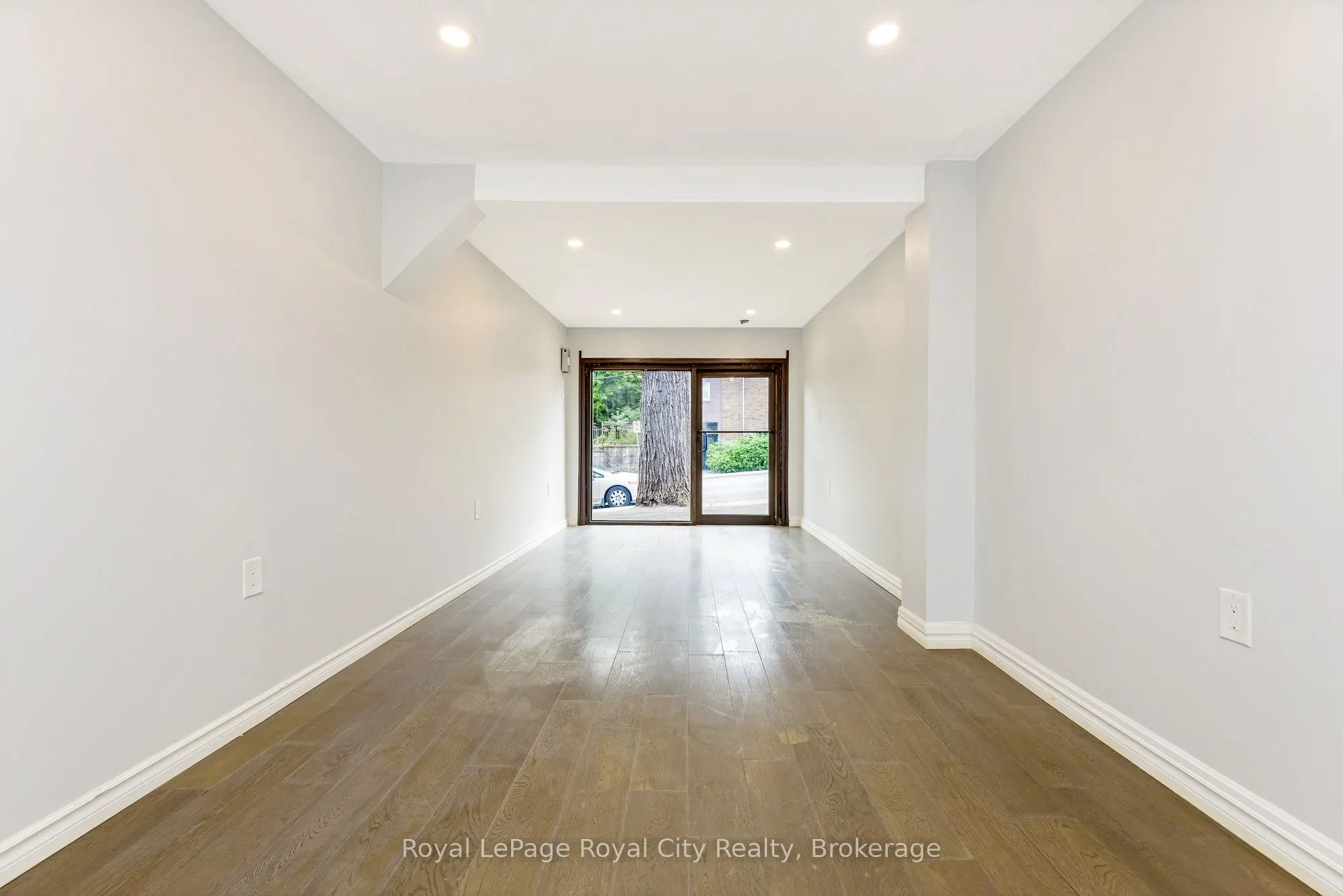 132 Main Street S, #Unit D
