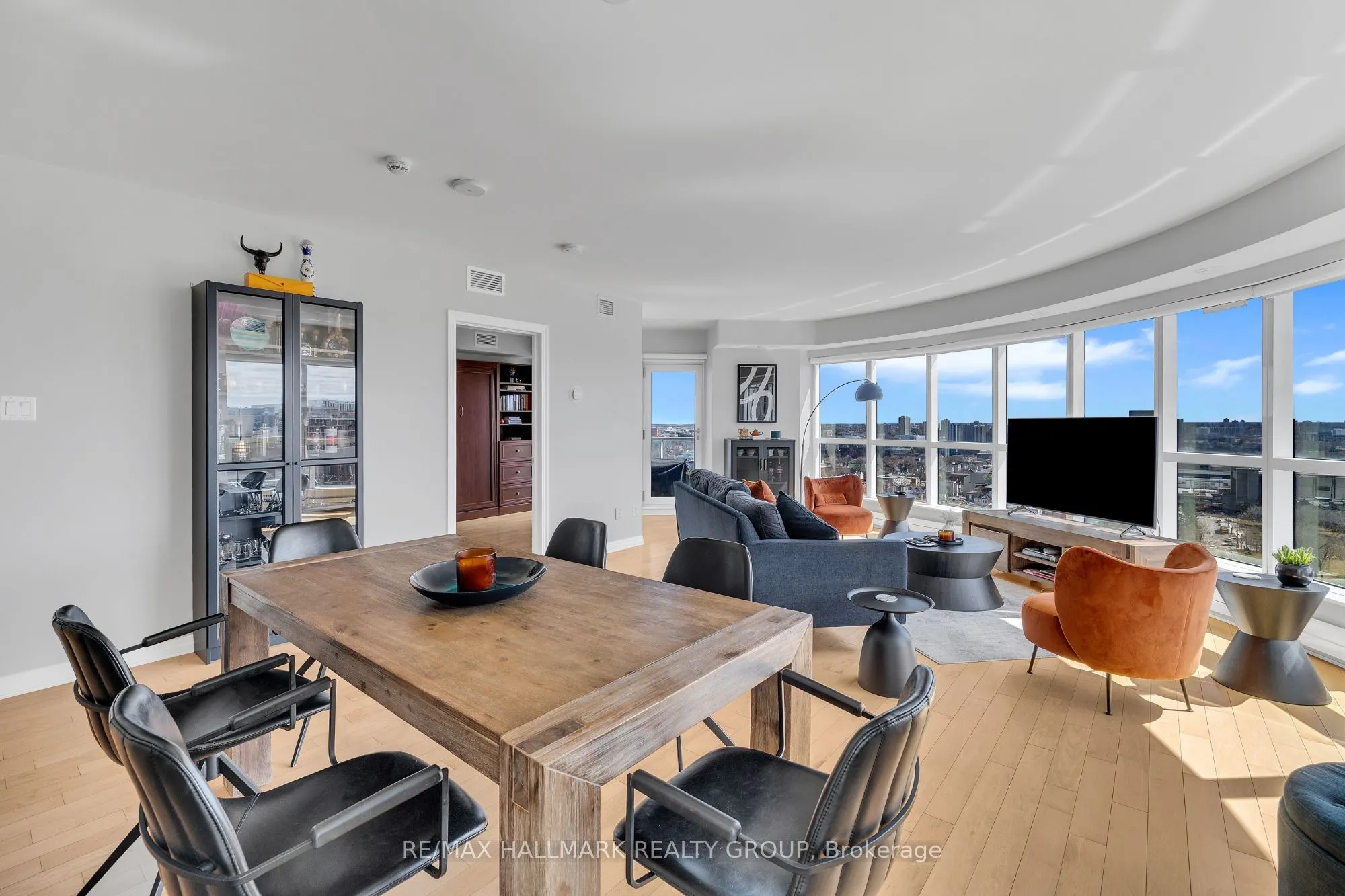 195 Besserer Street, #2301