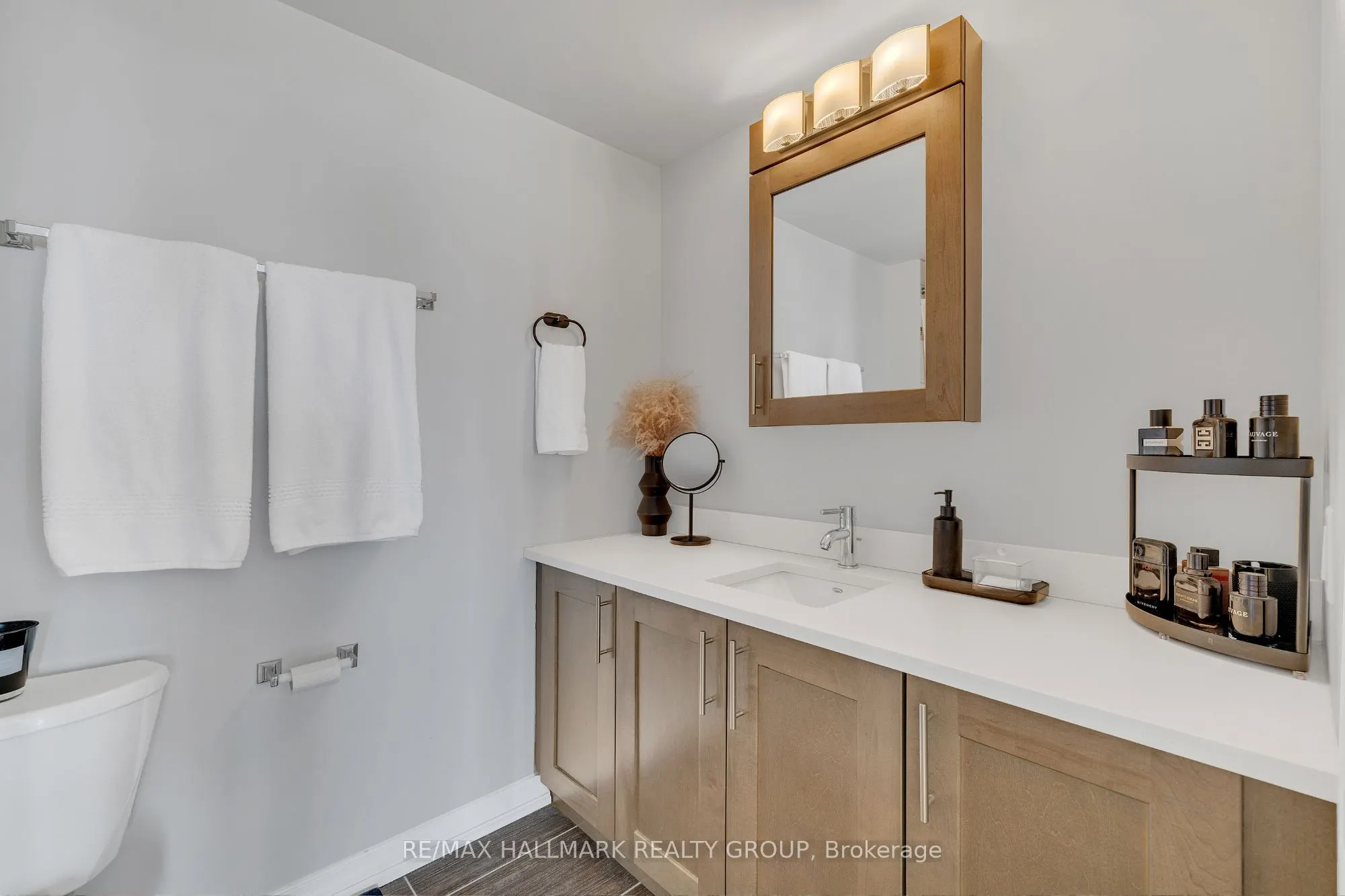 195 Besserer Street, #2301