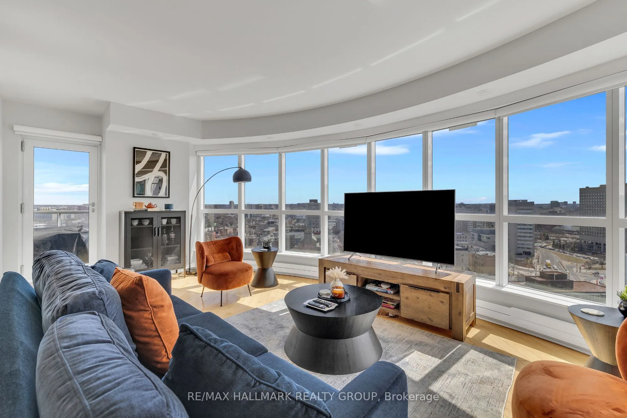 195 Besserer Street, #2301