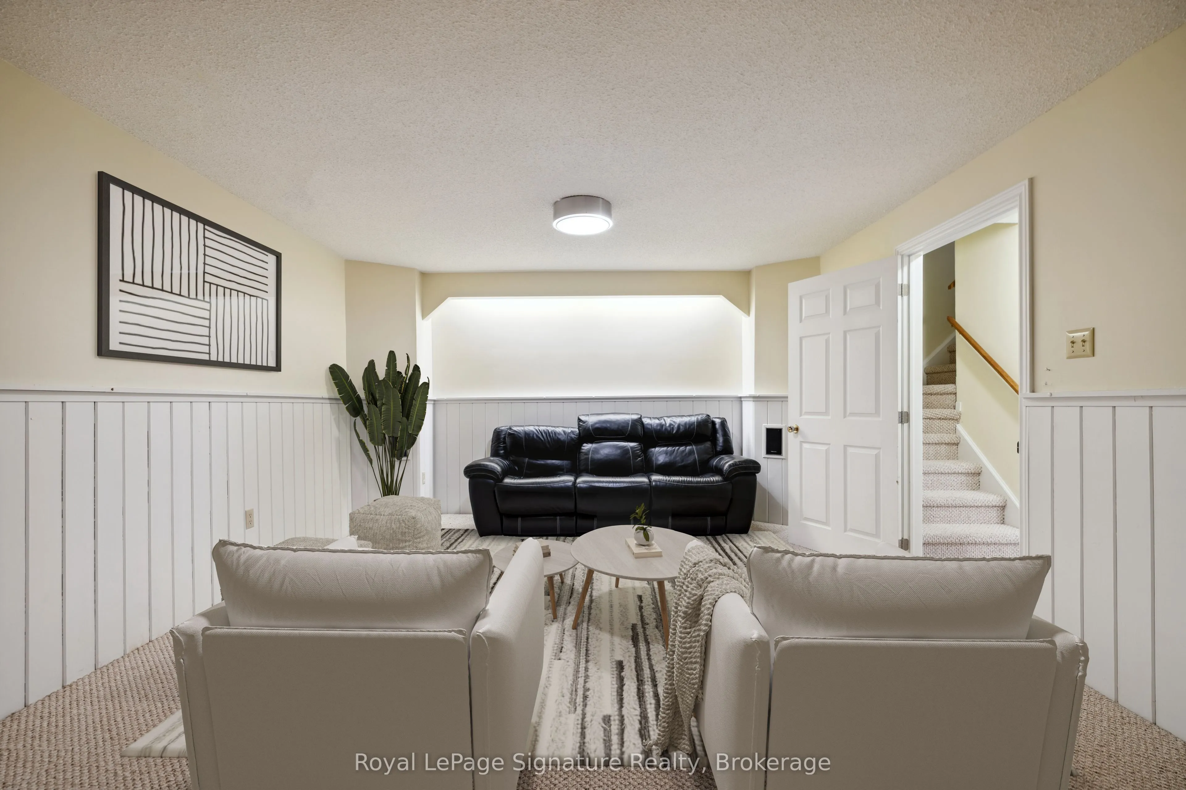 63 BAY Street W, #3